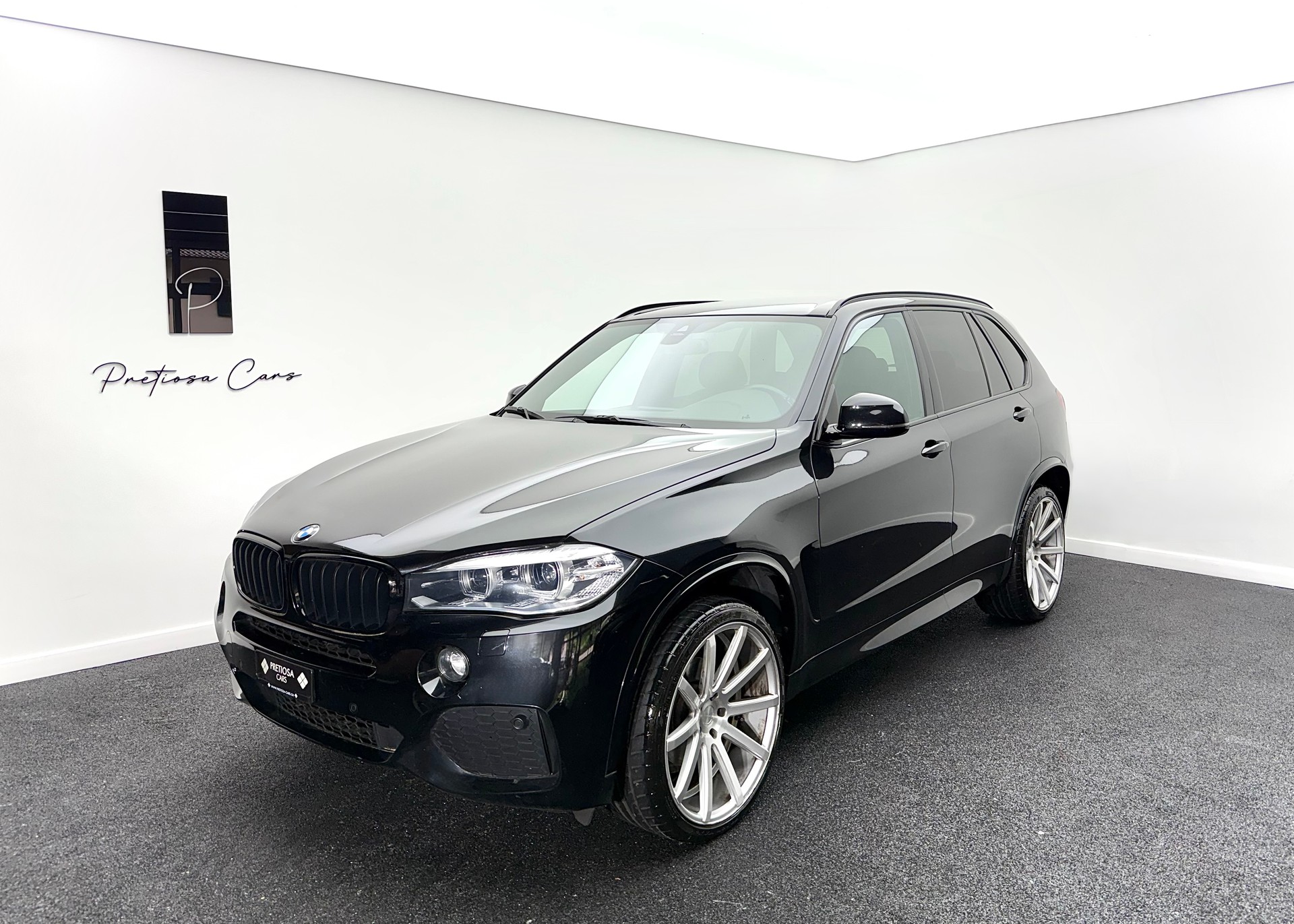 BMW X5 xDrive 30d Steptronic-showroom-element-1