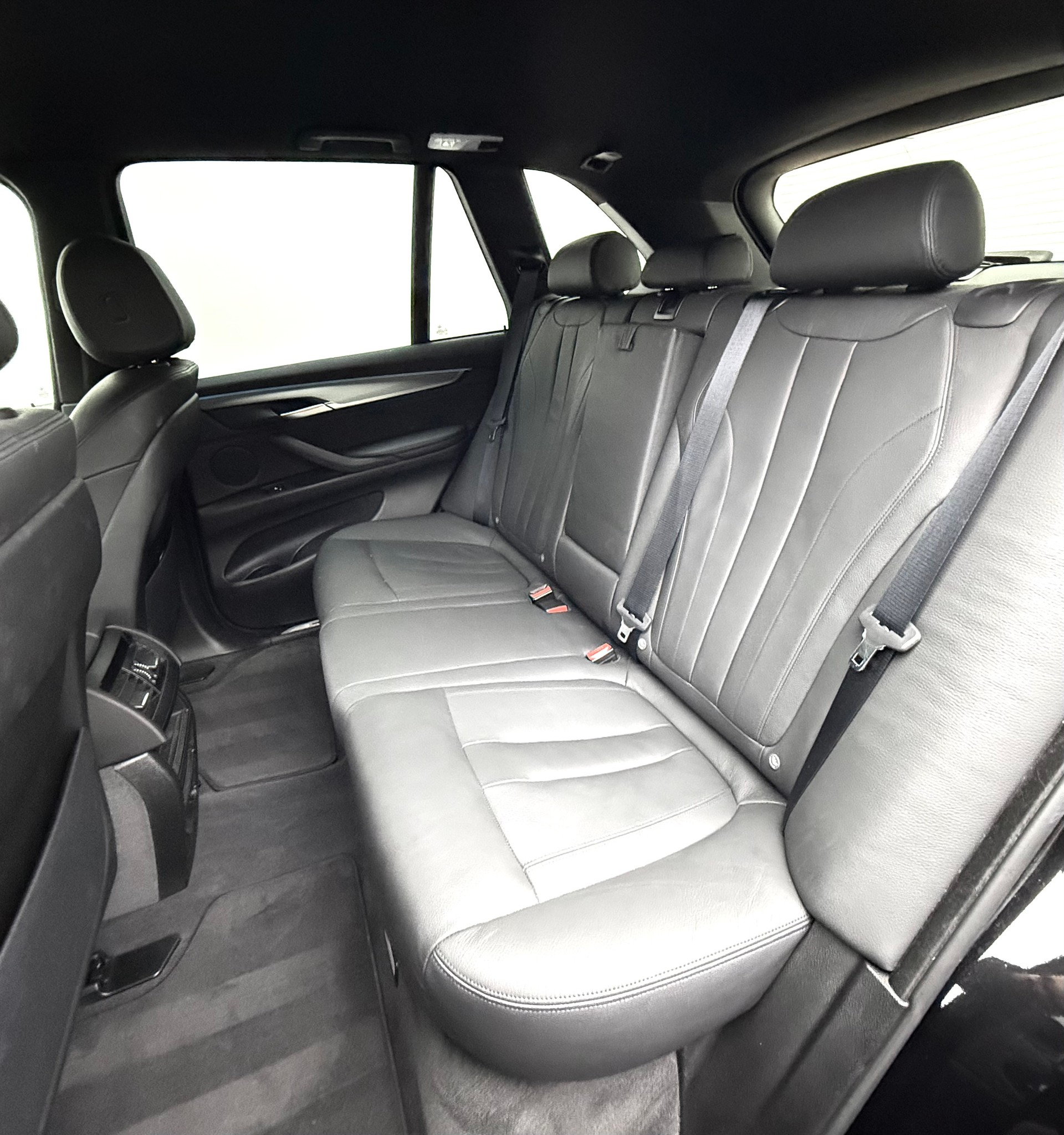 BMW X5 xDrive 30d Steptronic-image-13