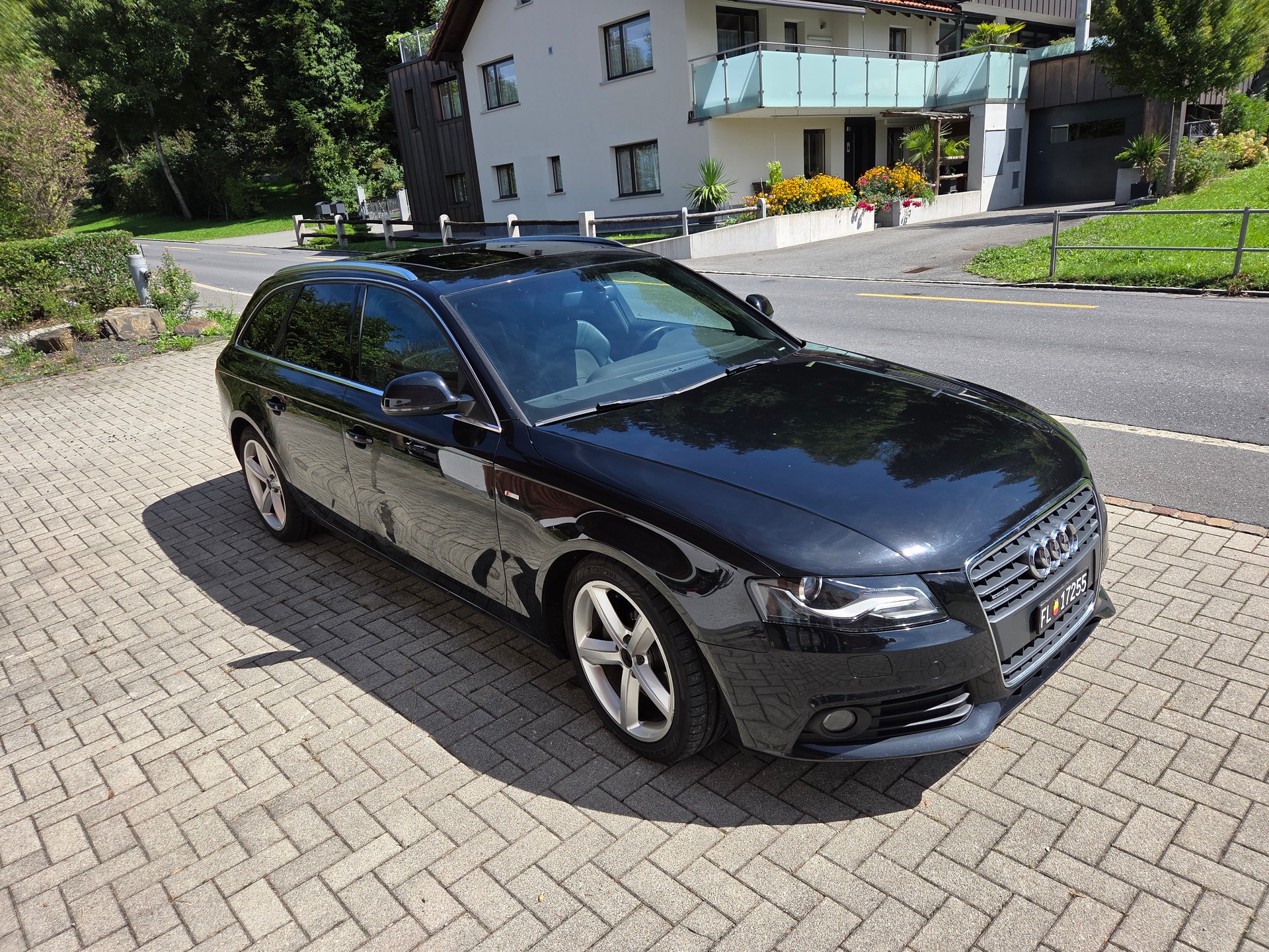 AUDI Avant quattro 2.0 TFSI S-Line-image-5