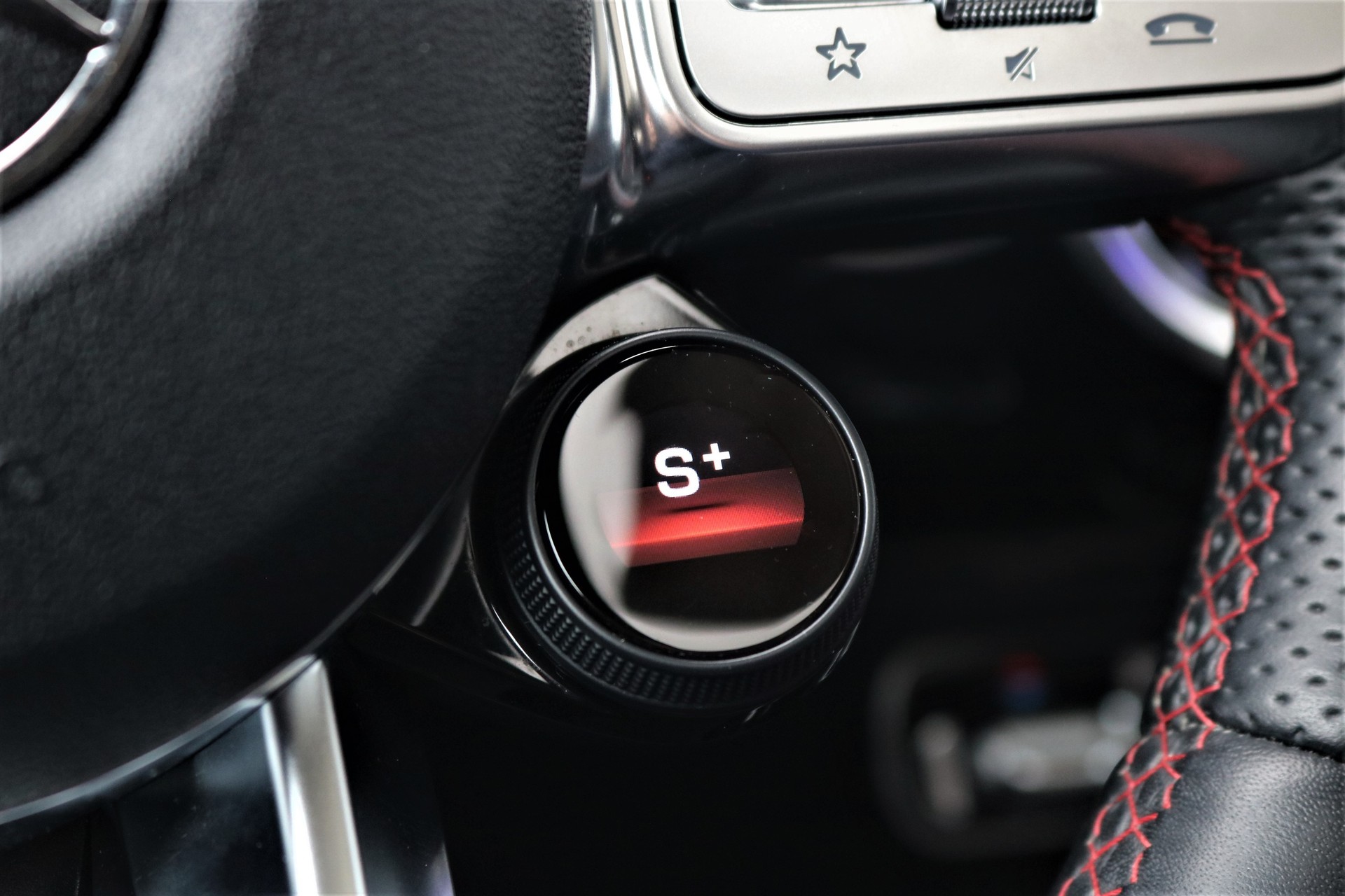 MERCEDES-BENZ CLA 35 AMG 4Matic 7G-DCT (CH)-image-22