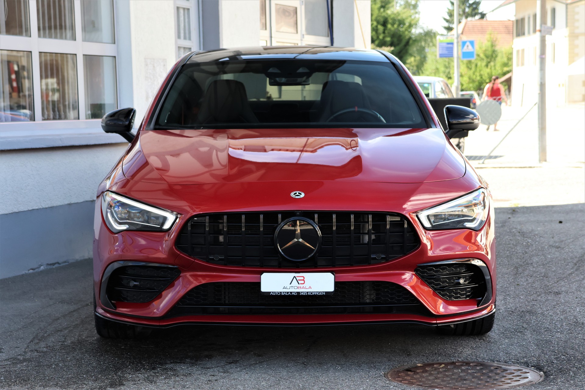 MERCEDES-BENZ CLA 35 AMG 4Matic 7G-DCT (CH)-showroom-element-1