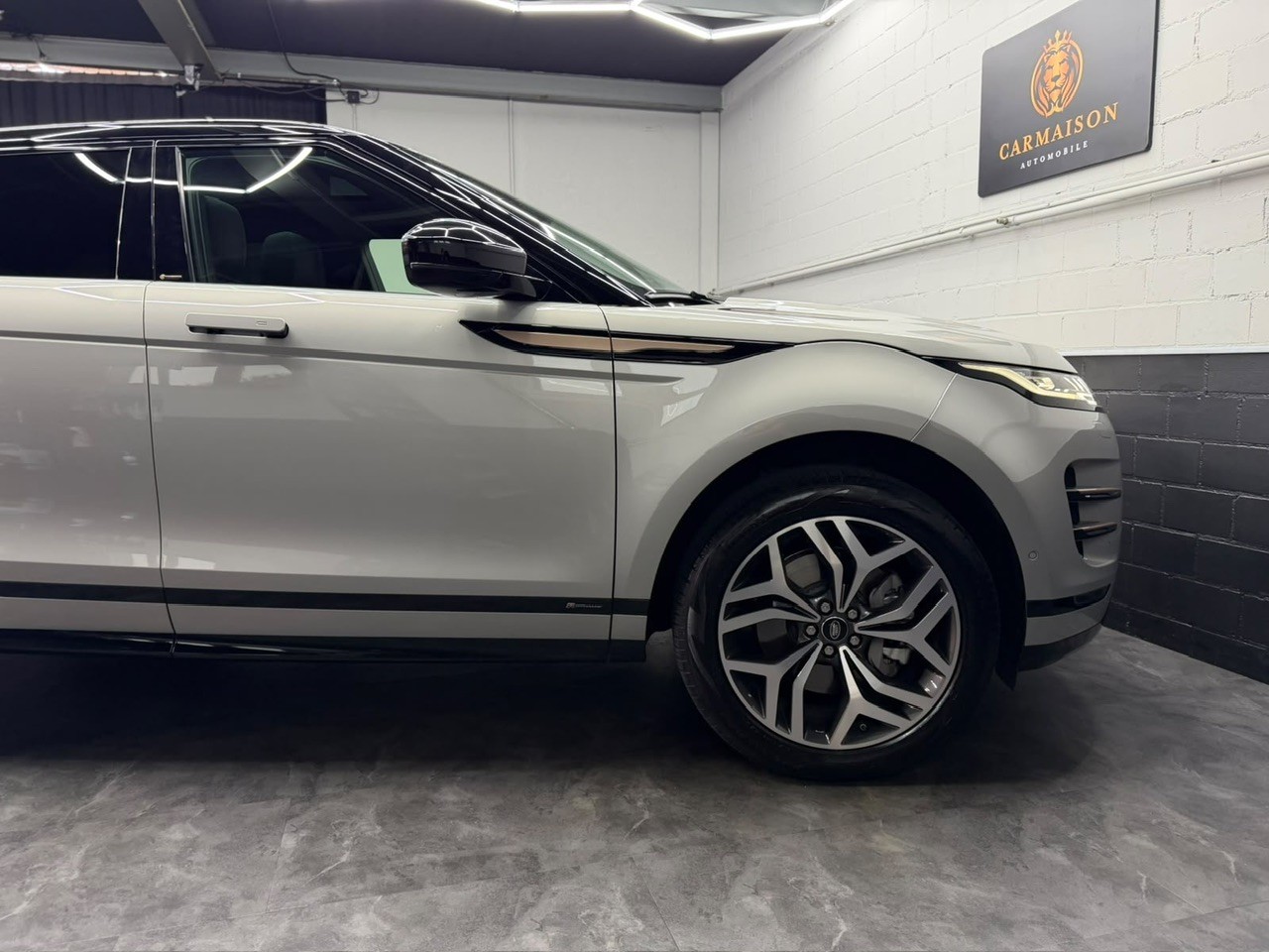 LAND ROVER Range Rover Evoque R-Dynamic P 250 HSE AT9 | CH-Auto | 1. Hand | Facelift-image-9