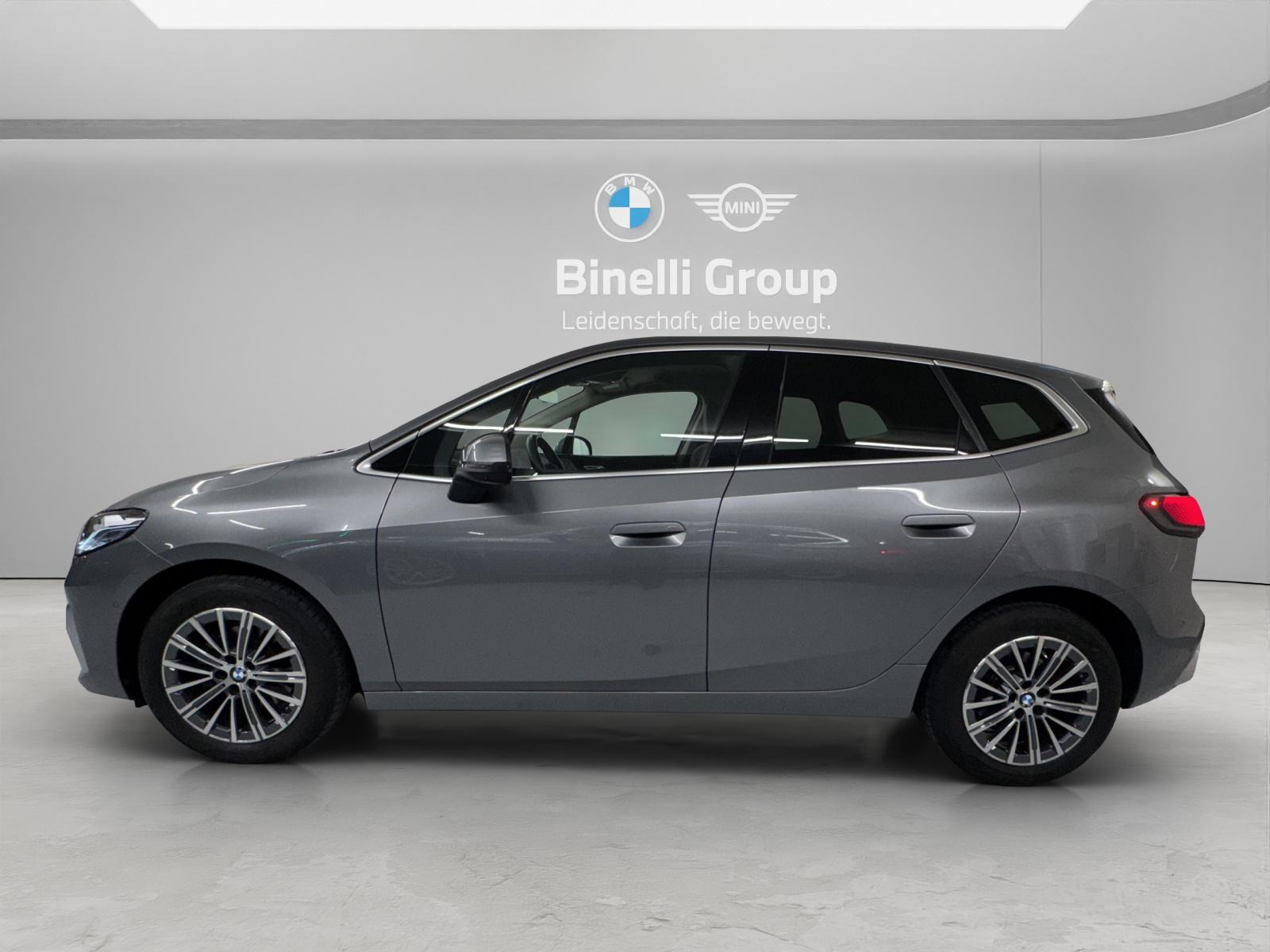 BMW Active Tourer 218d-showroom-element-1