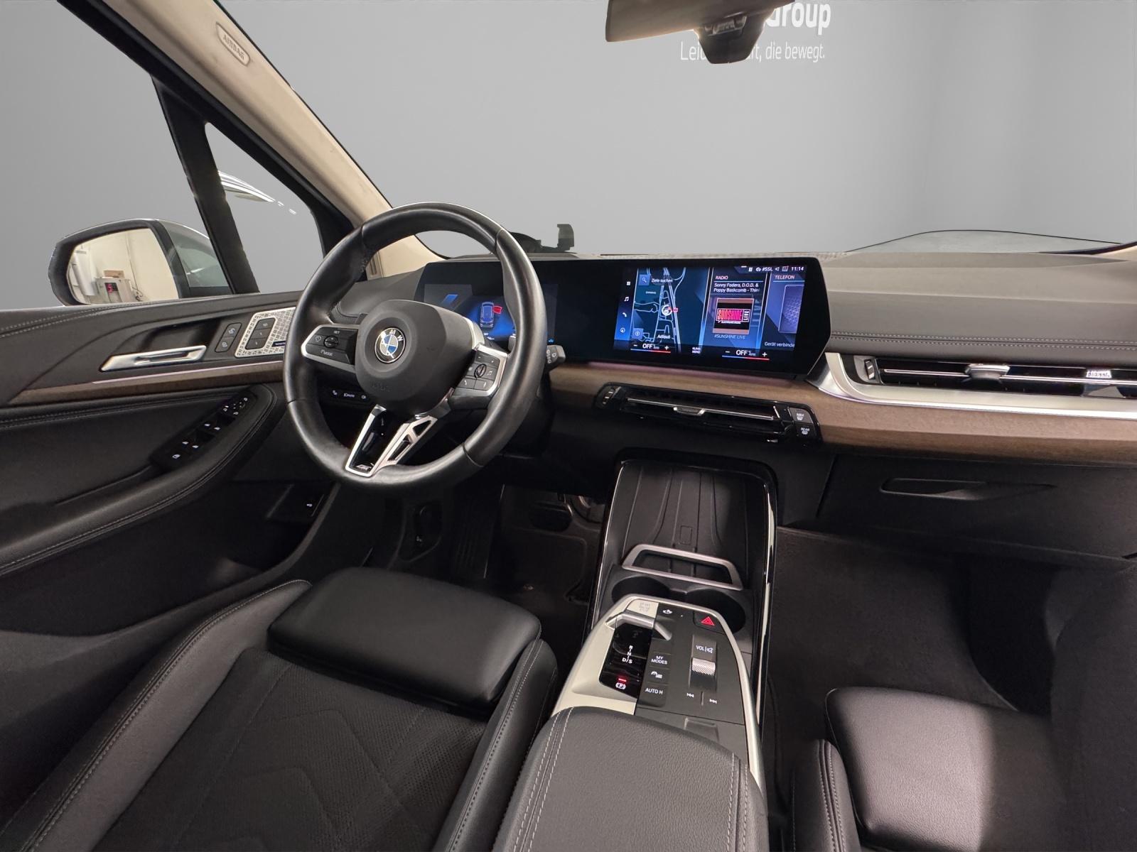 BMW Active Tourer 218d-image-16