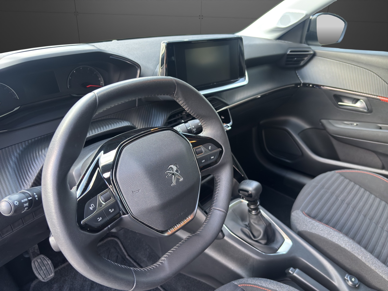 PEUGEOT 208 1.2 PureTech Active Pack-showroom-element-3