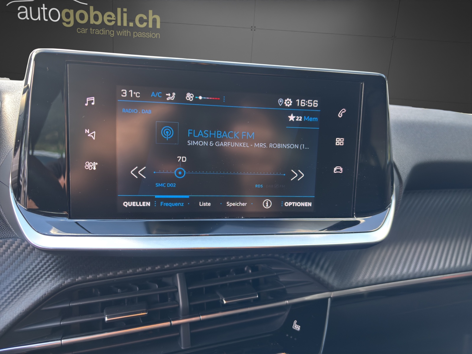 PEUGEOT 208 1.2 PureTech Active Pack-image-7