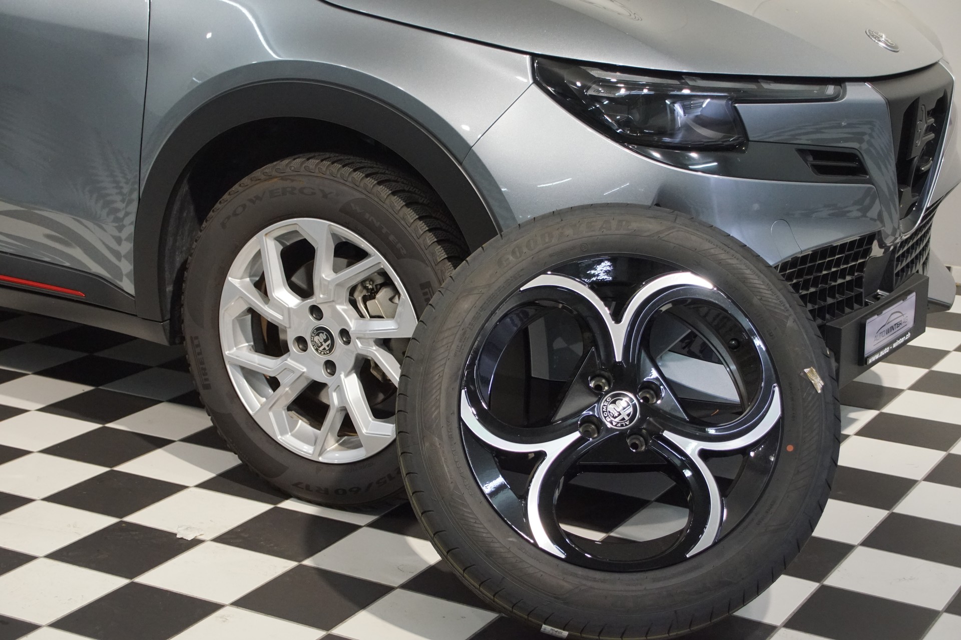 ALFA ROMEO Junior 1.2 48V Hybrid Sport Speciale !! Swiss-Edition!!-showroom-element-2