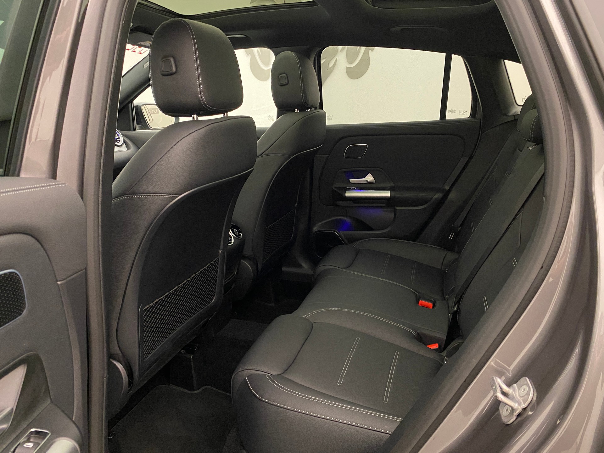 MERCEDES-BENZ GLA AMG 35 4 Matic 8G-DCT-image-14