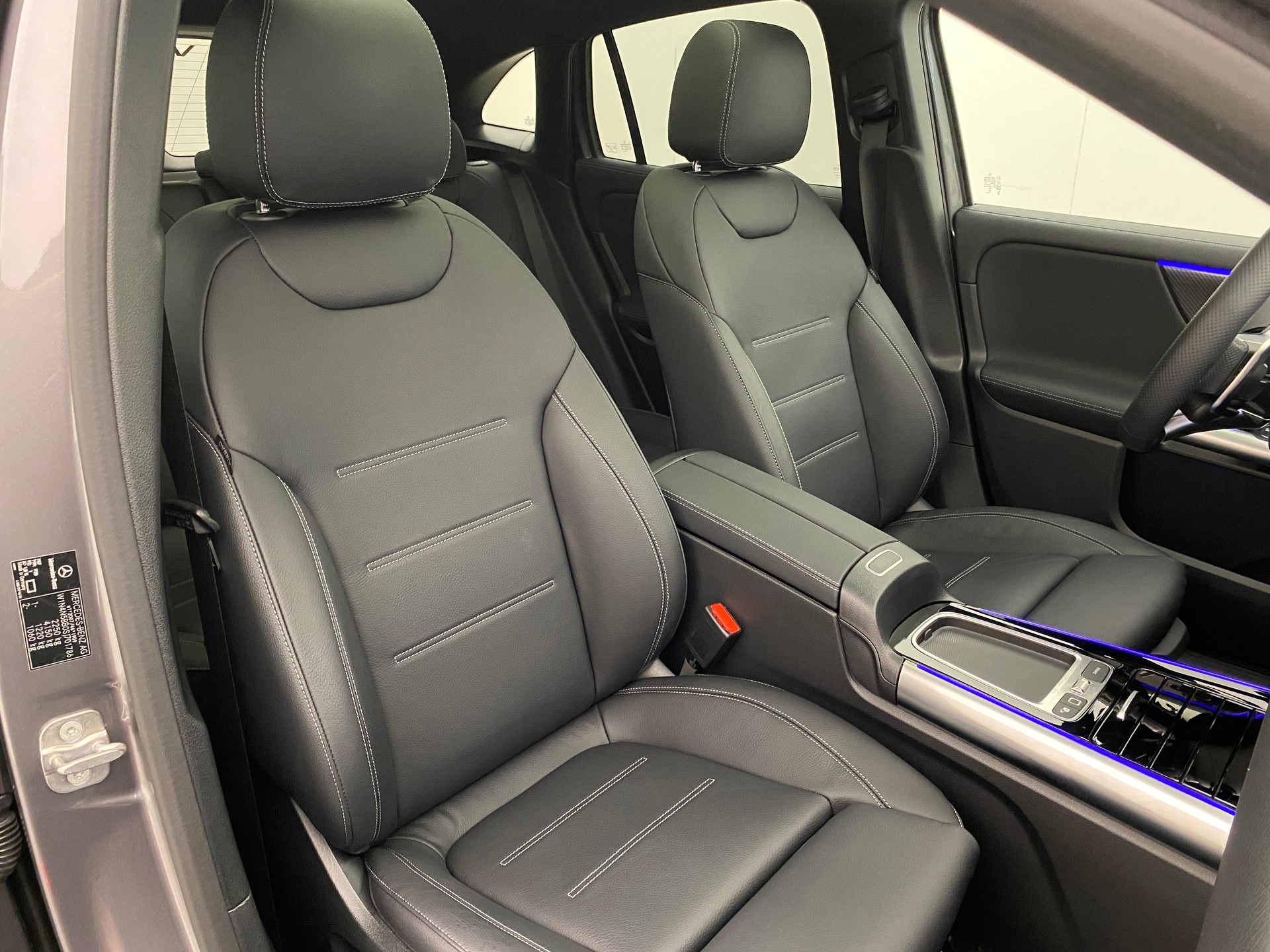 MERCEDES-BENZ GLA AMG 35 4 Matic 8G-DCT-image-11