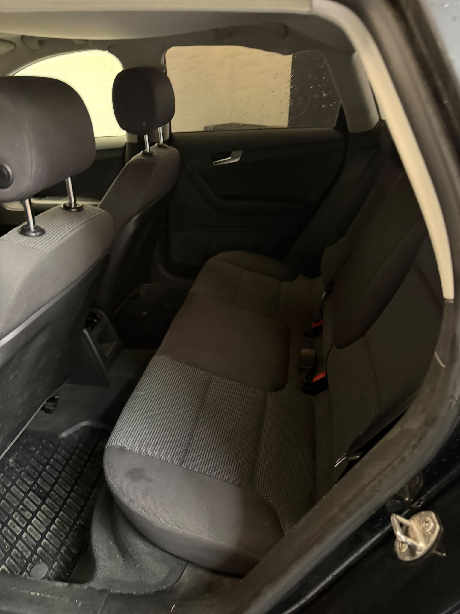 AUDI A3 Sportback 1.4 Turbo FSI Ambition-image-13