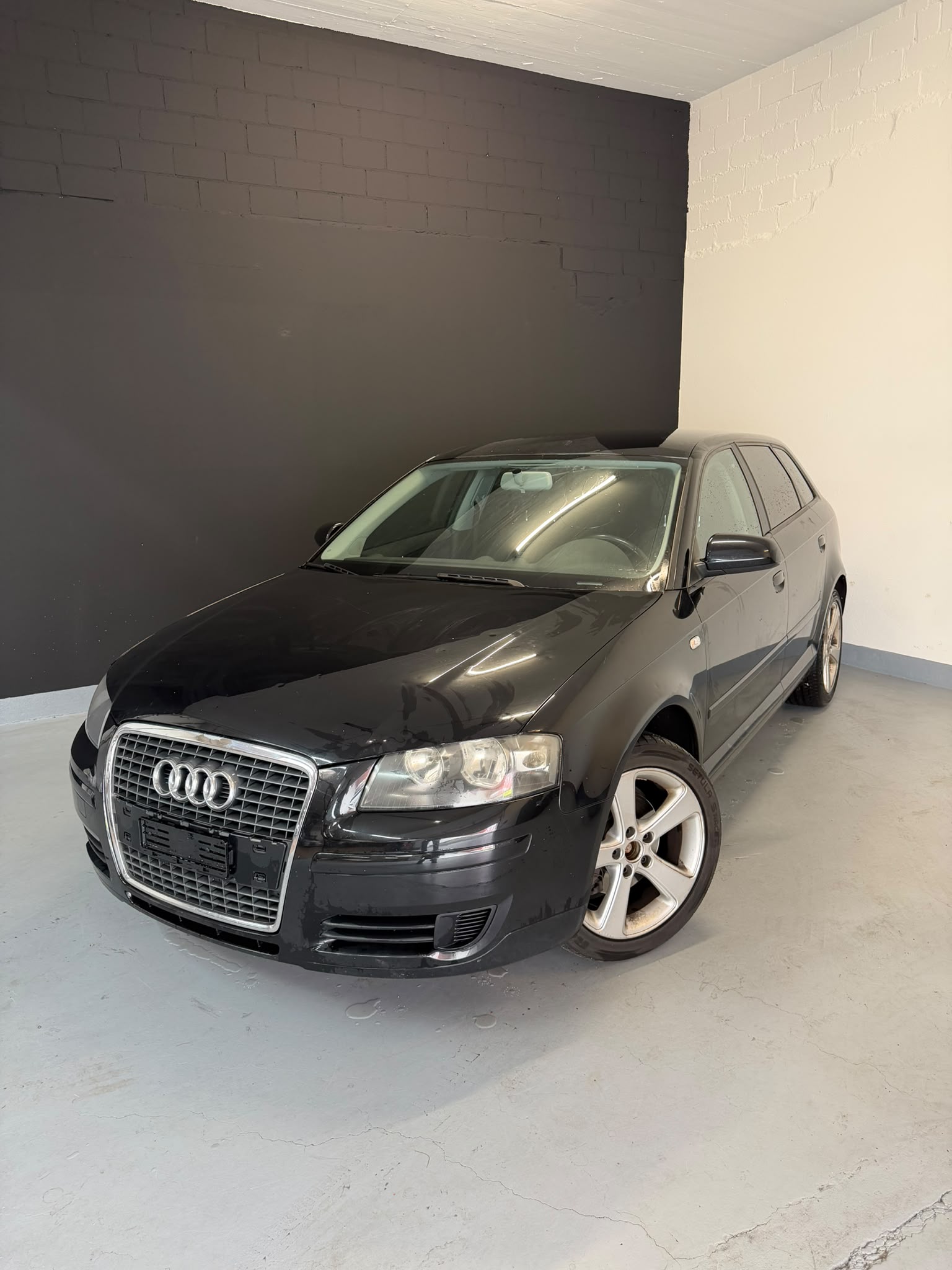 AUDI A3 Sportback 1.4 Turbo FSI Ambition-showroom-element-2