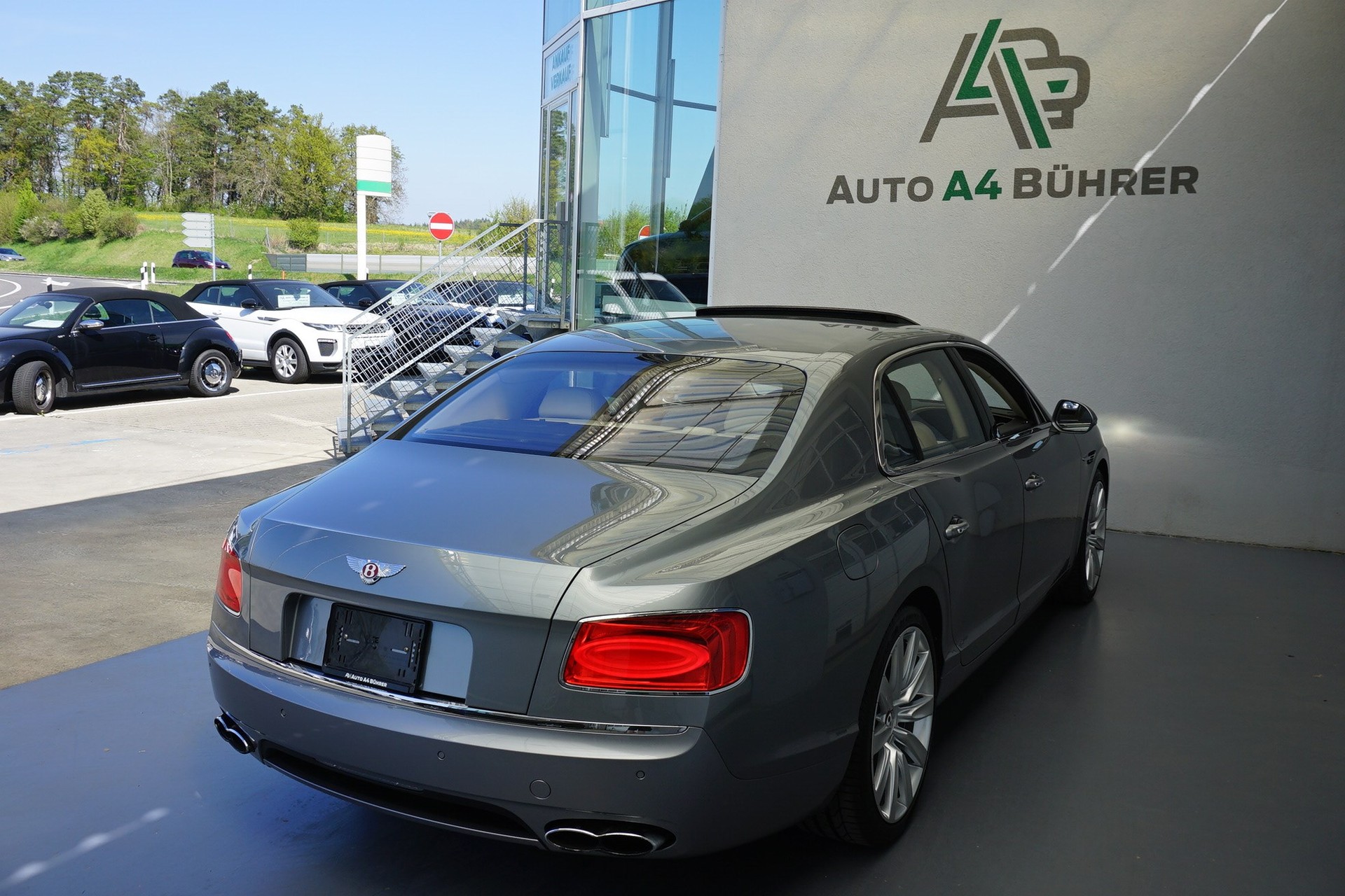 BENTLEY Flying Spur 4.0-image-4