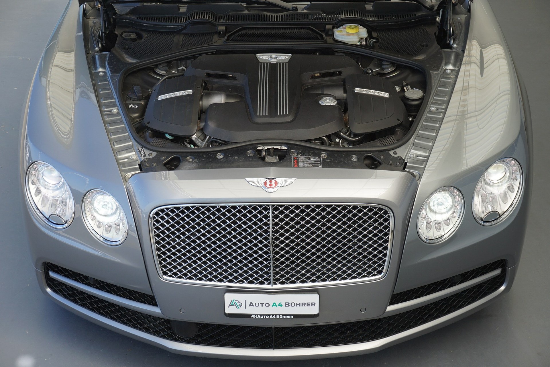 BENTLEY Flying Spur 4.0-image-8
