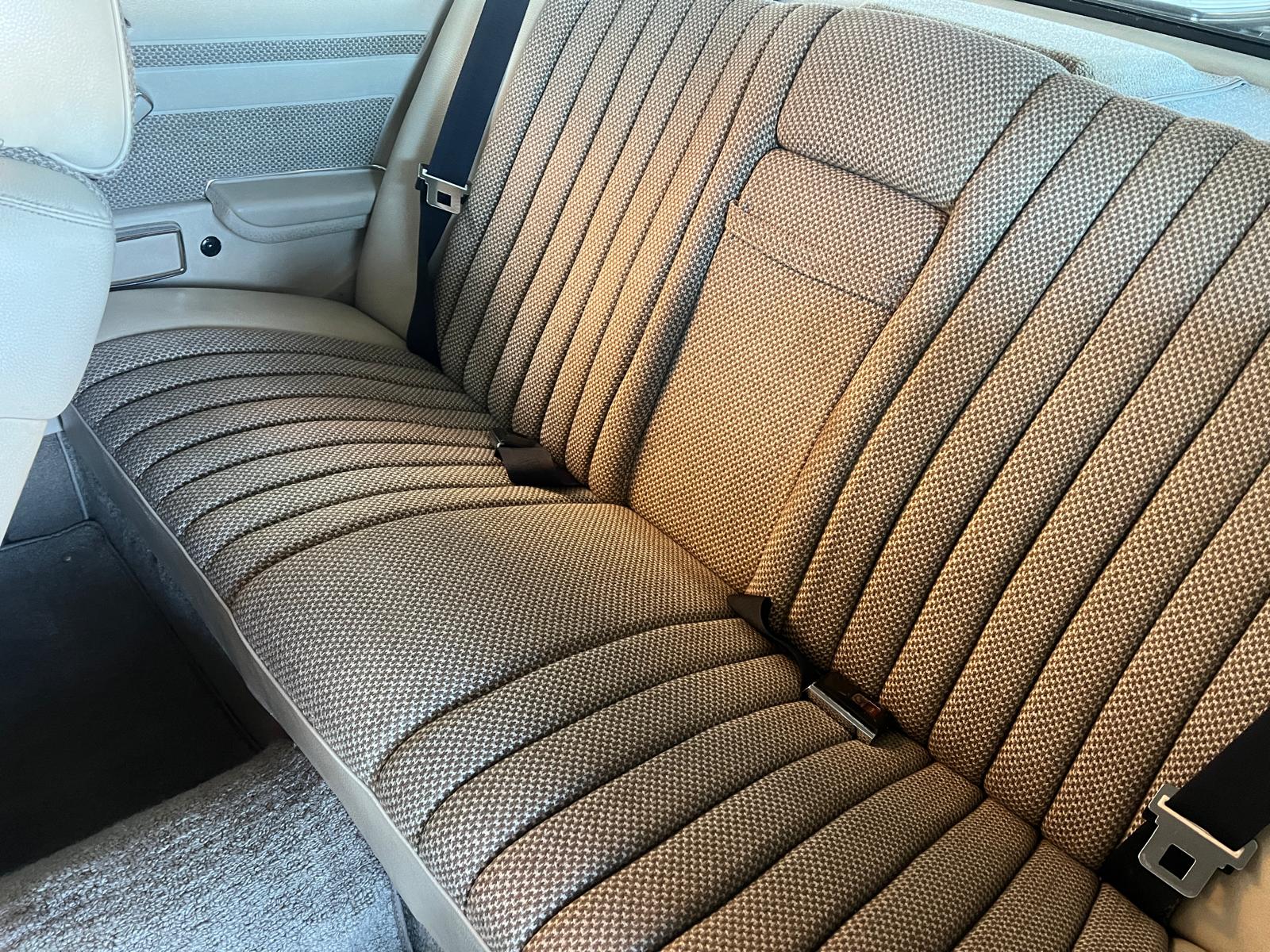 MERCEDES-BENZ SLC 350 (350 SLC)-image-11