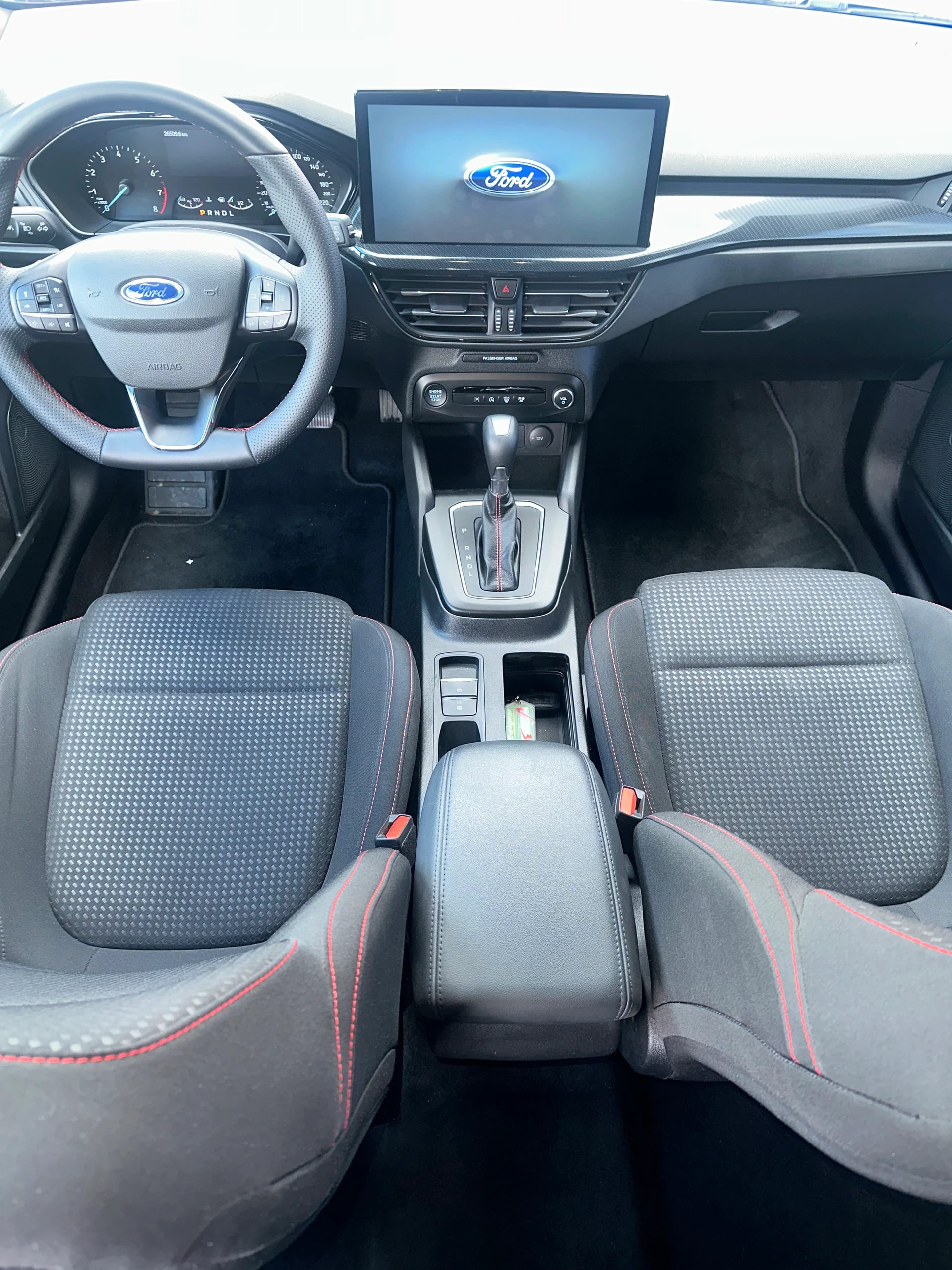 FORD Focus Station Wagon 1.0i EcoB ST-Line/155CV/Aut.-image-11