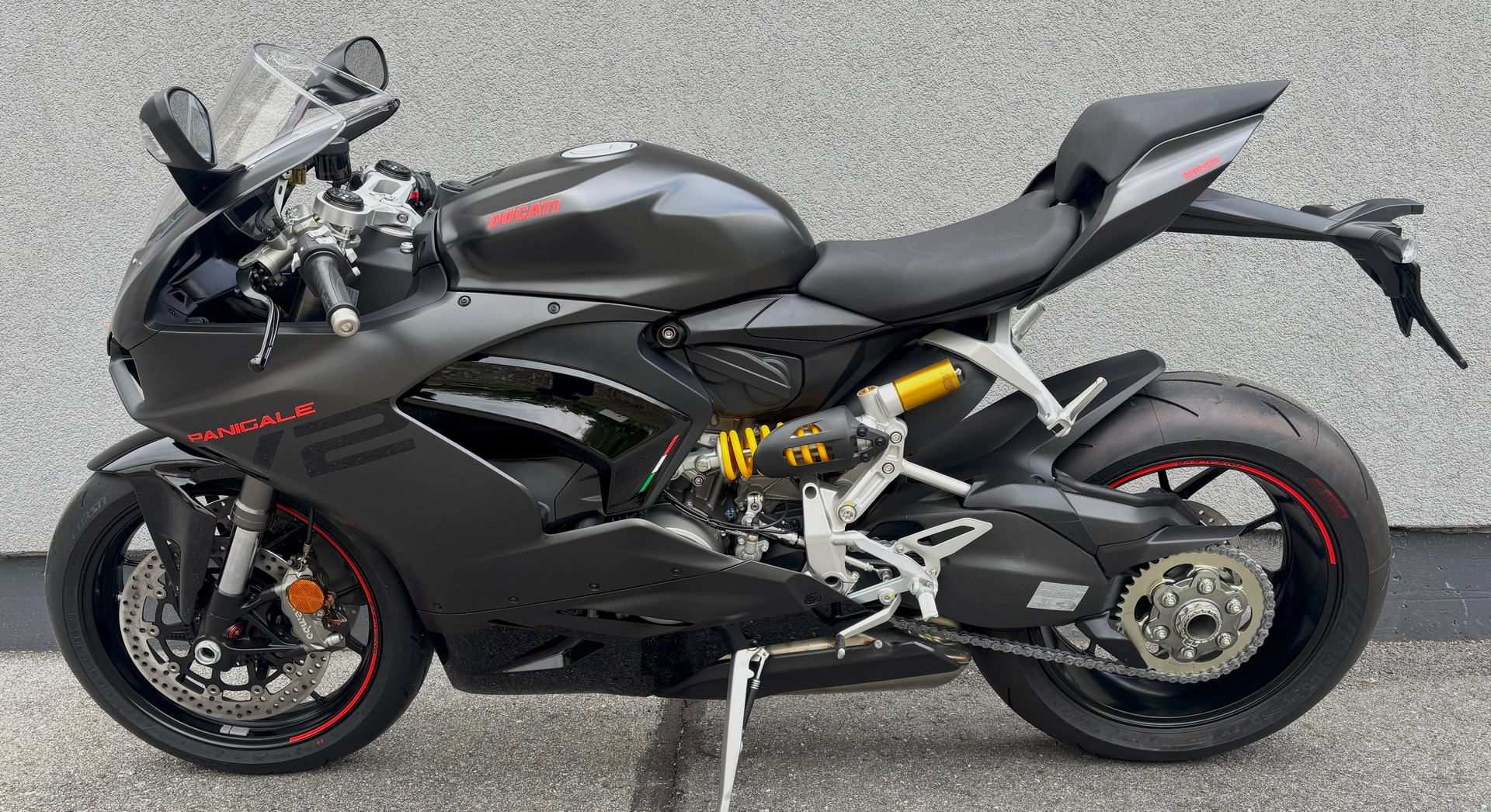 DUCATI Panigale V2-image-3