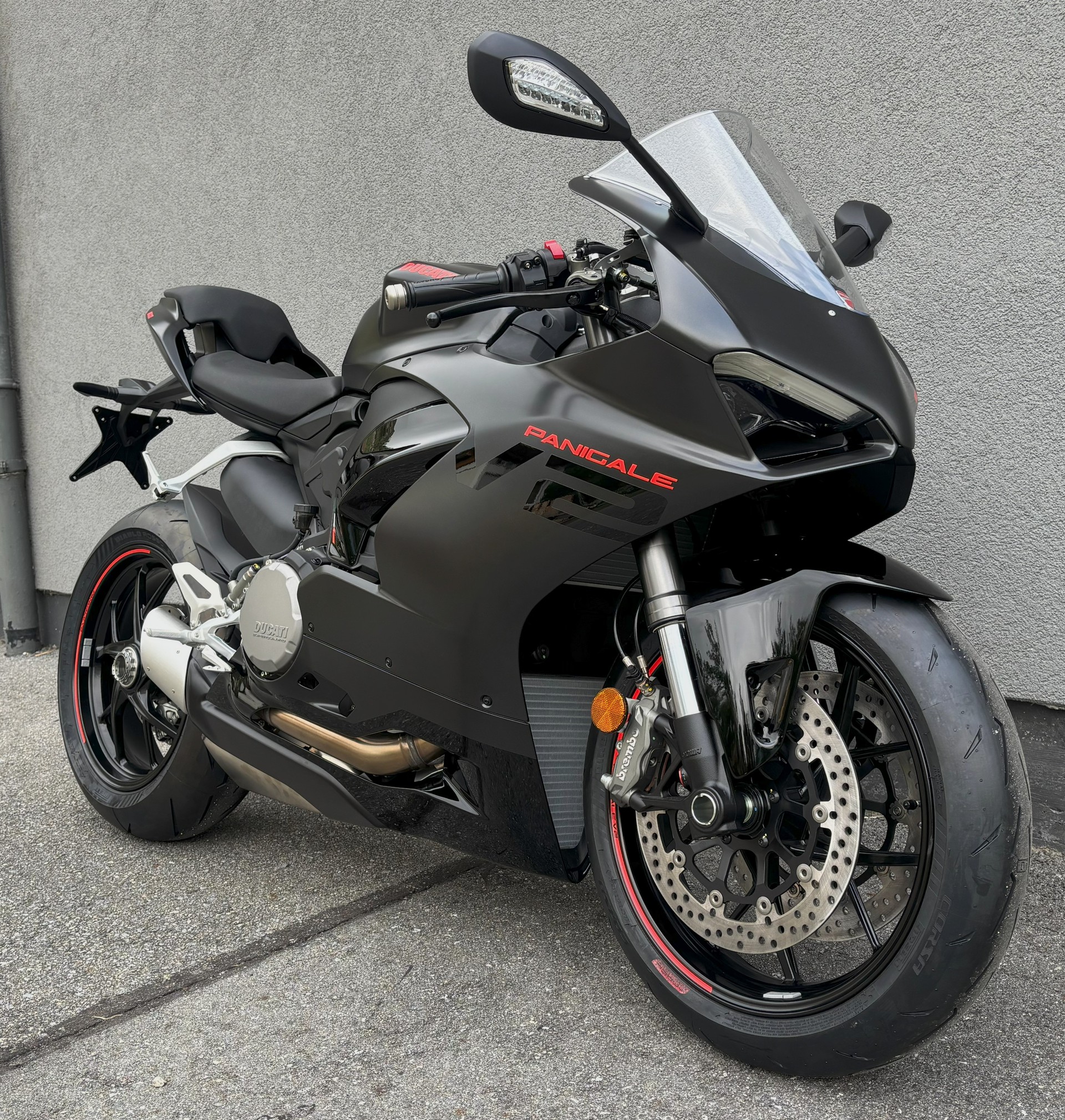 DUCATI Panigale V2-image-1