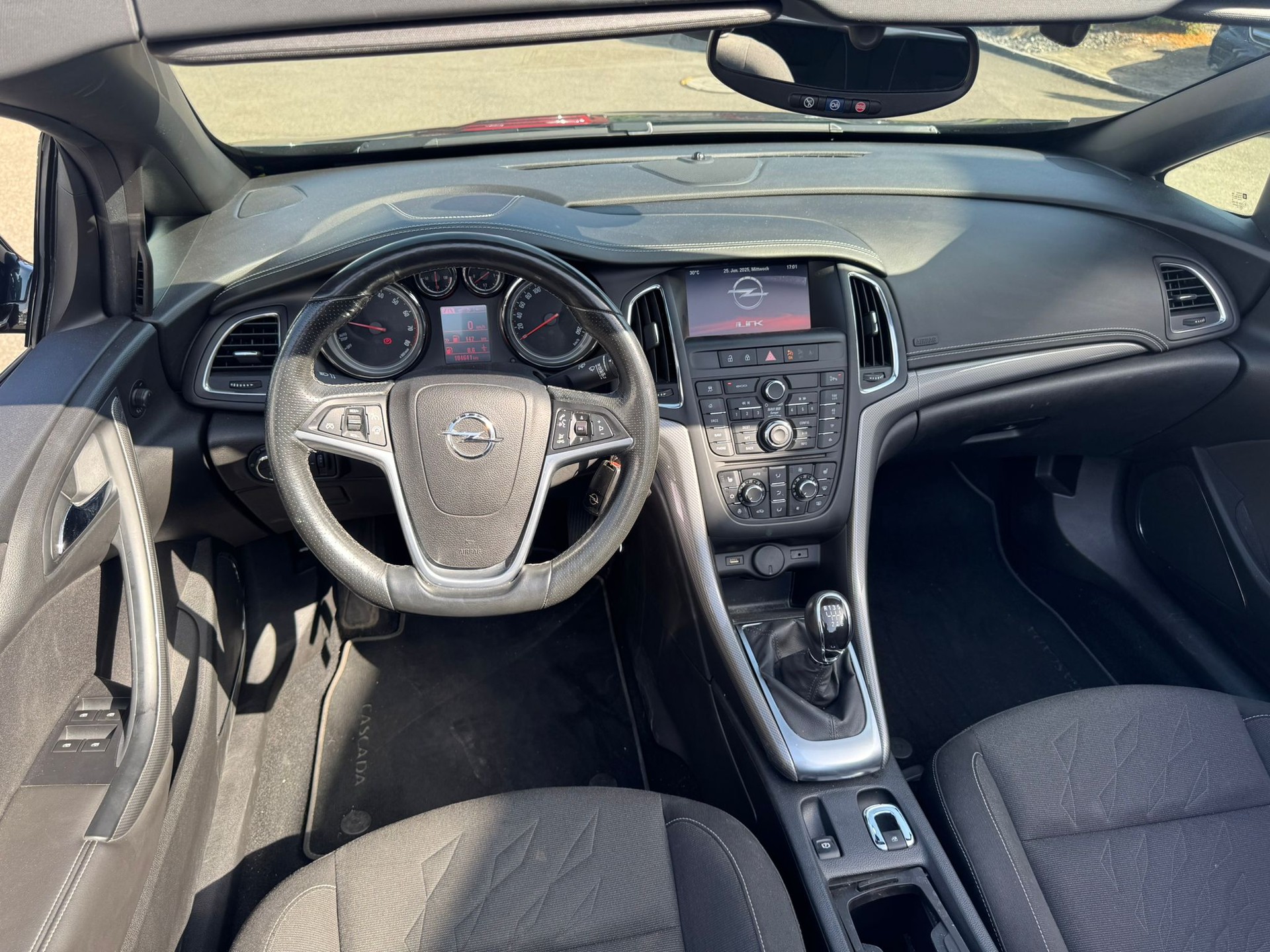 OPEL Cascada 1.4i 16V Turbo-image-11