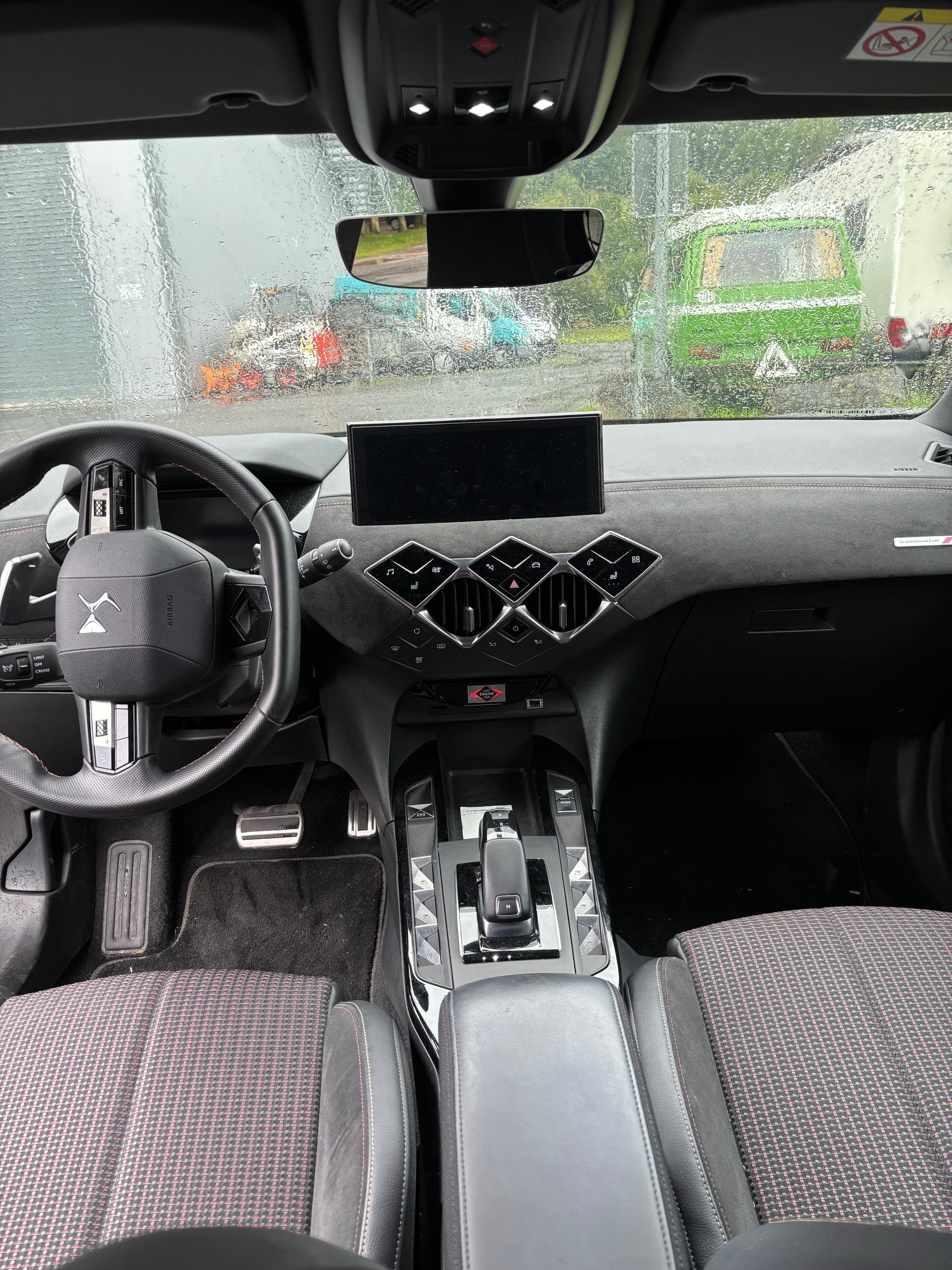 DS AUTOMOBILES CRB 1.2i STT-image-4