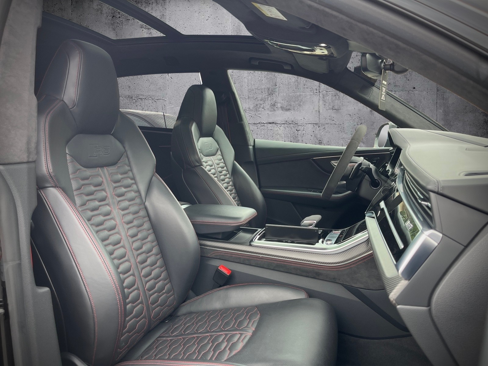 AUDI RSQ8 quattro tiptronic-image-13