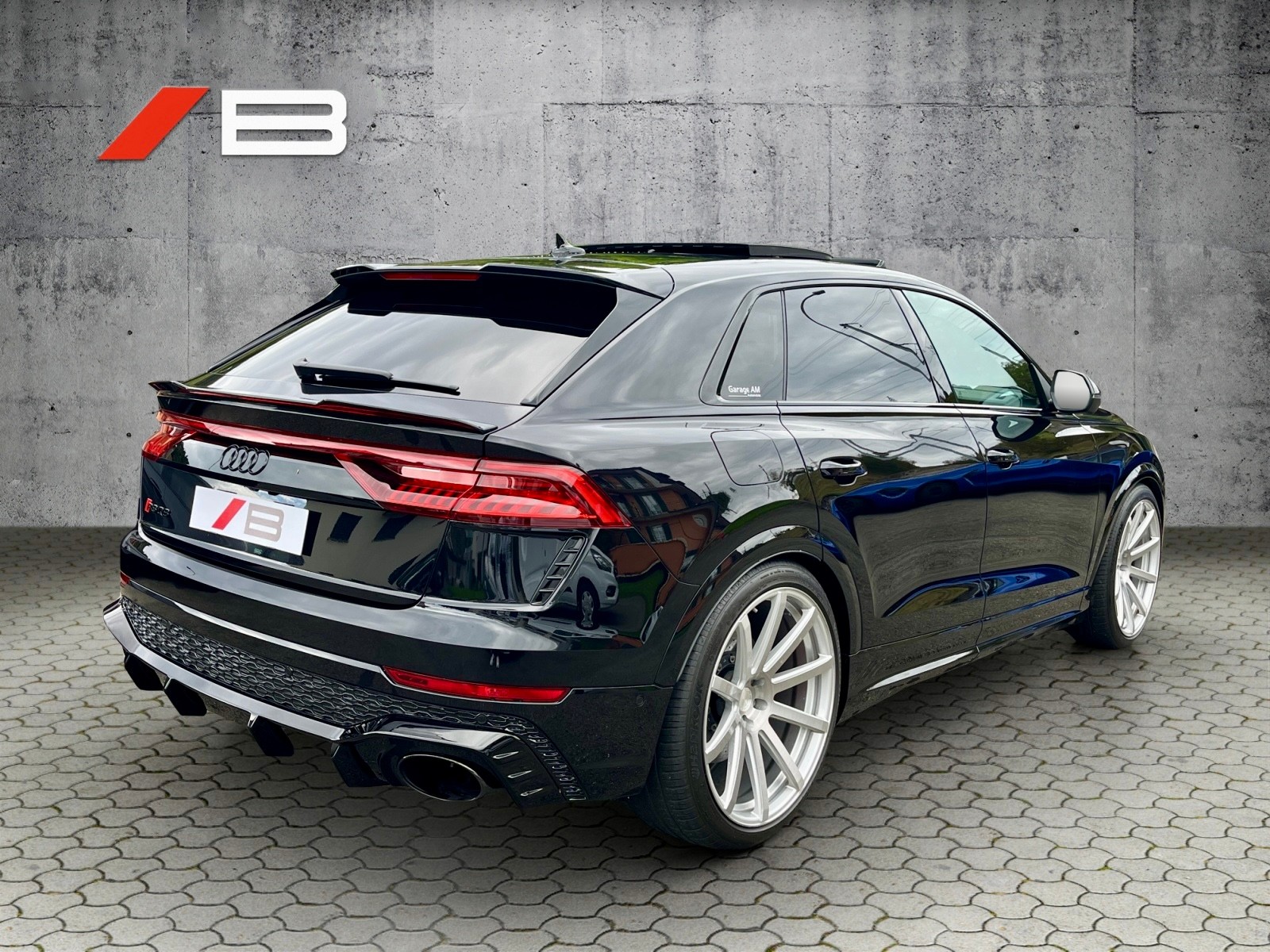 AUDI RSQ8 quattro tiptronic-image-2
