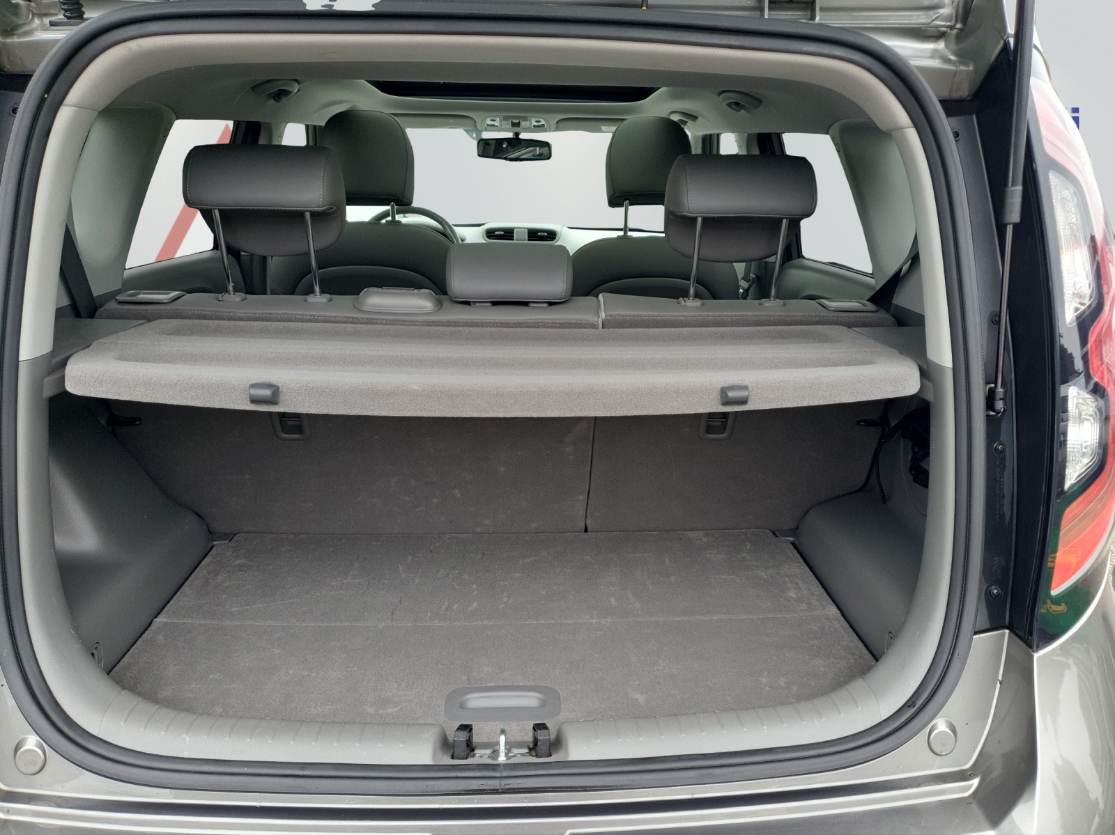 KIA Soul EV Style-image-9