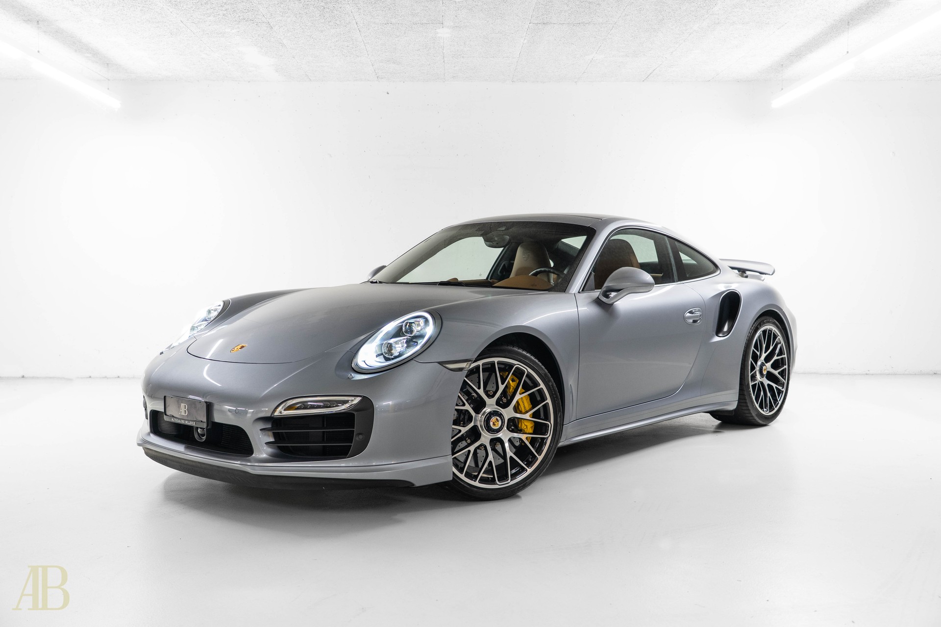 PORSCHE 911 Turbo S PDK mit Porsche Approved-image-2