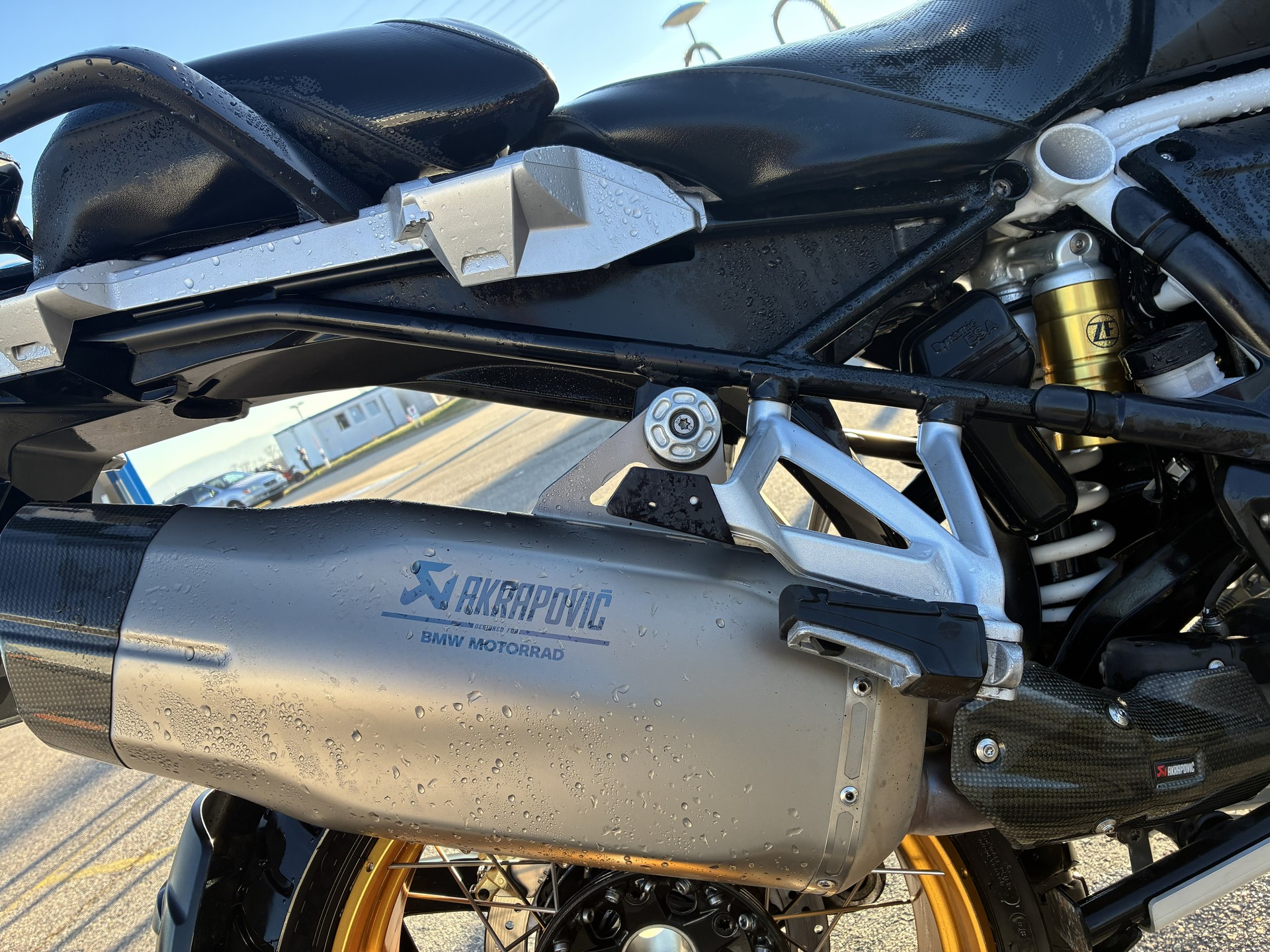 BMW R 1250 GS-image-2