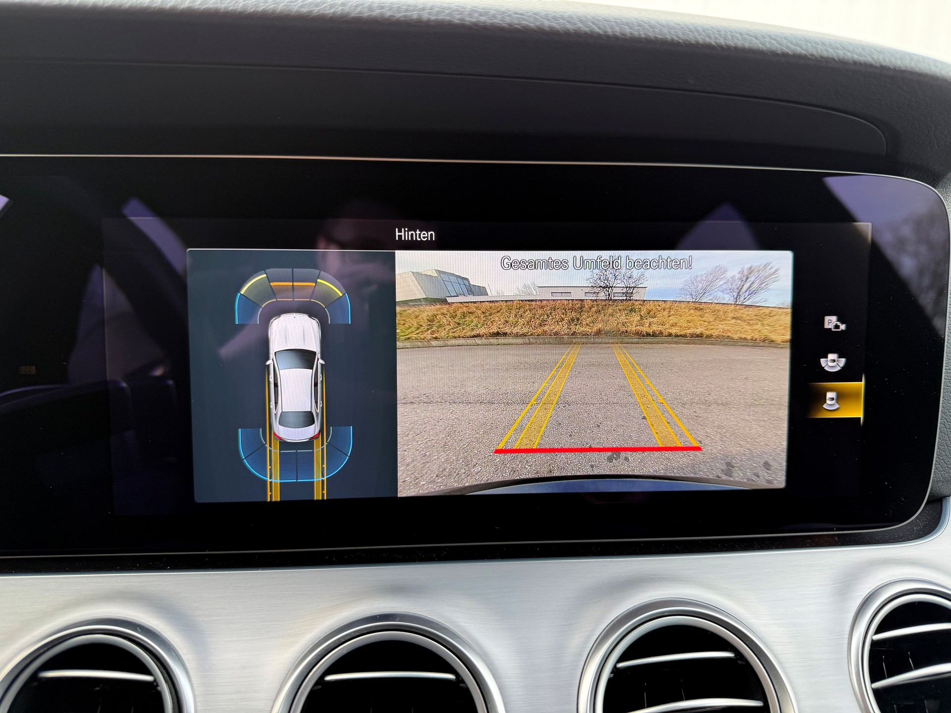 MERCEDES-BENZ 4 Matic E 220 d 9G-Tronic ***Gratis Service***-image-12
