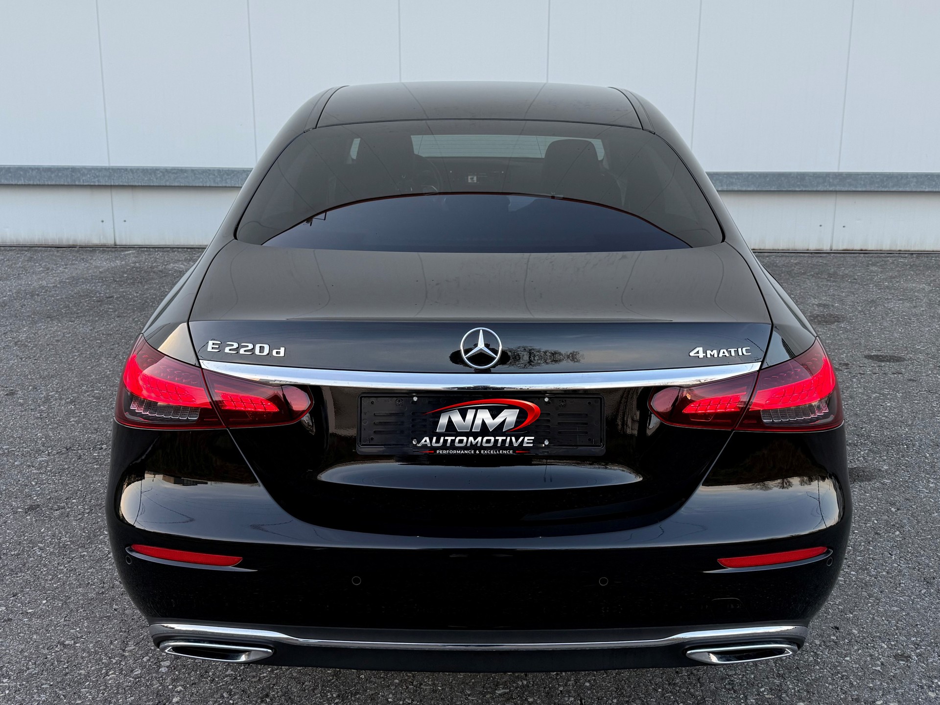 MERCEDES-BENZ 4 Matic E 220 d 9G-Tronic ***Gratis Service***-image-5