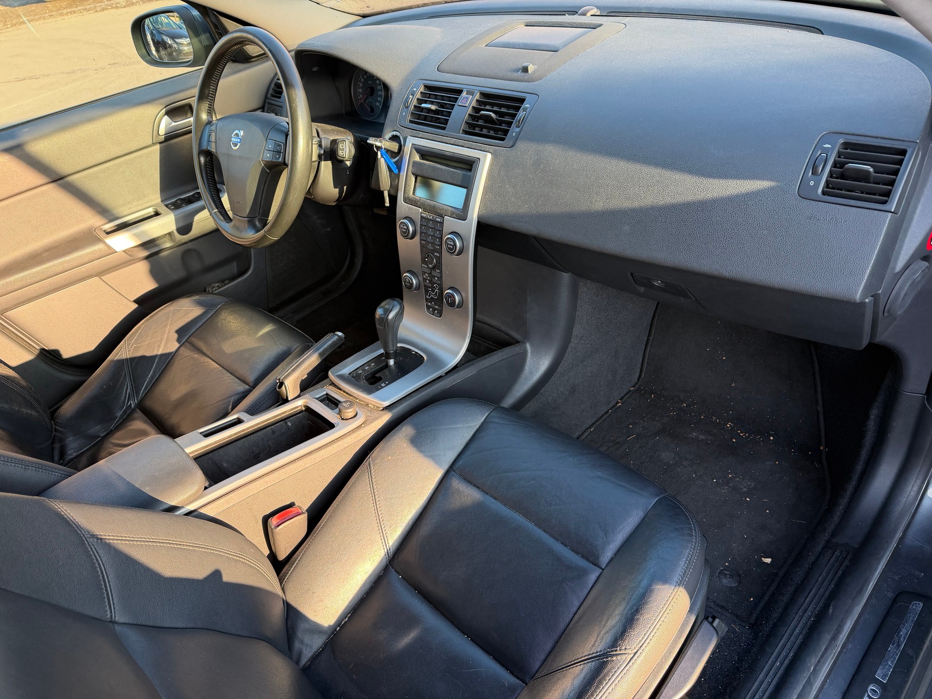 VOLVO V50 2.0D Momentum-image-8