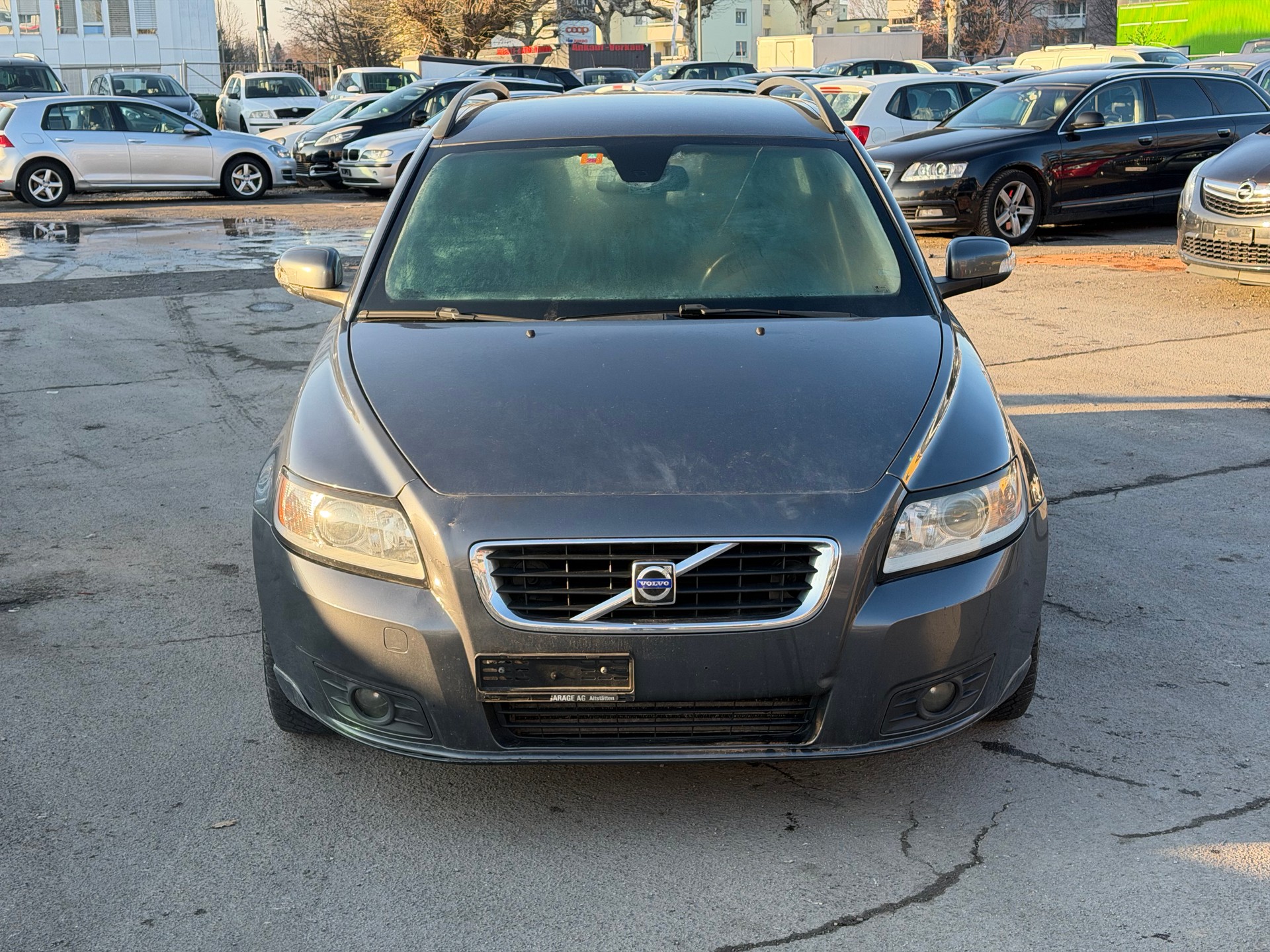 VOLVO V50 2.0D Momentum-showroom-element-1