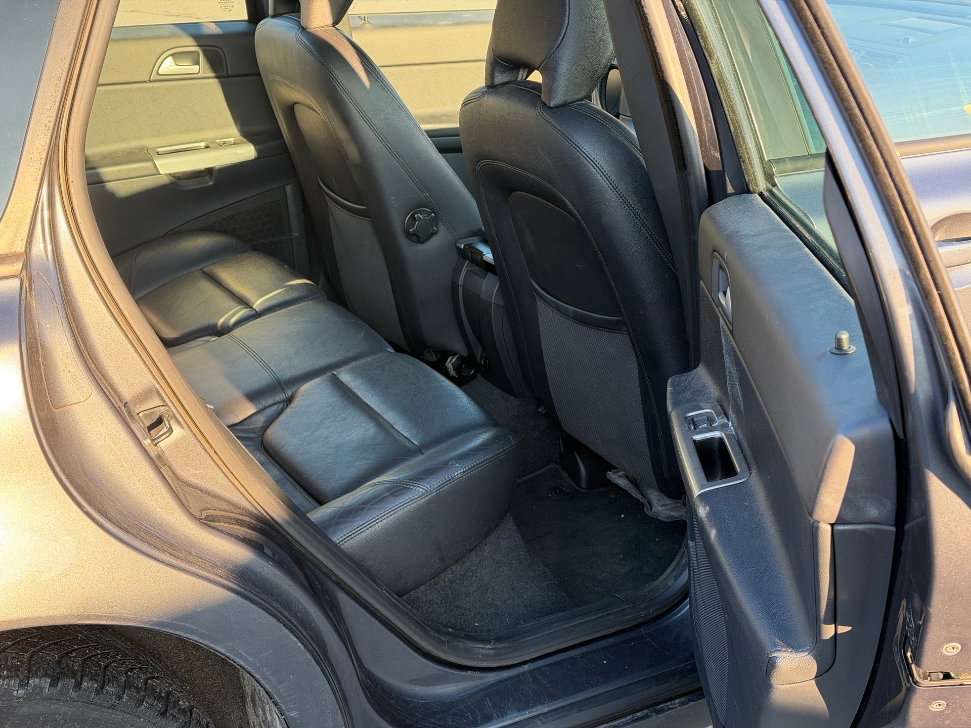 VOLVO V50 2.0D Momentum-image-6