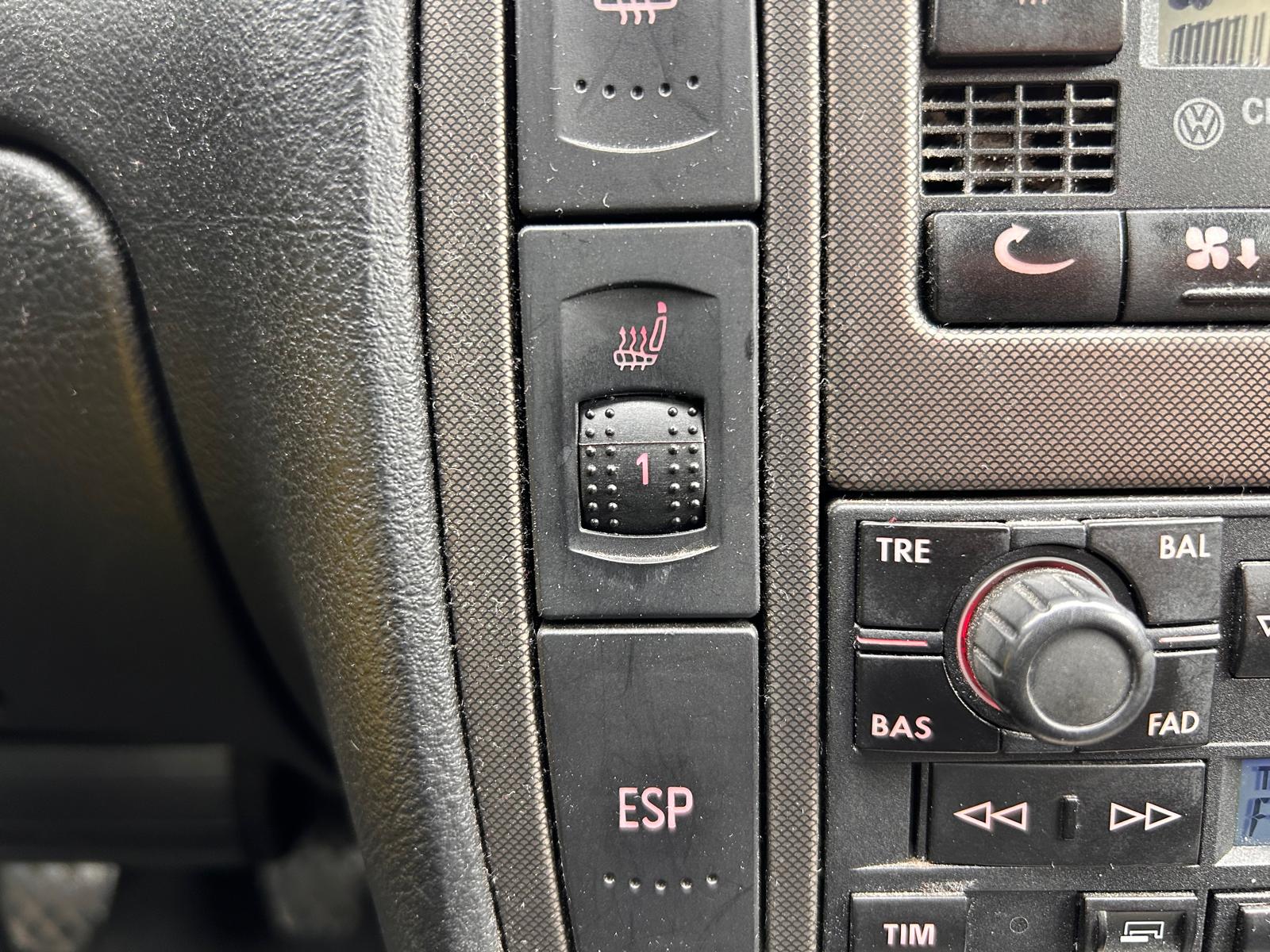 VW Passat Variant 2.3 V5 Comfortline-image-22