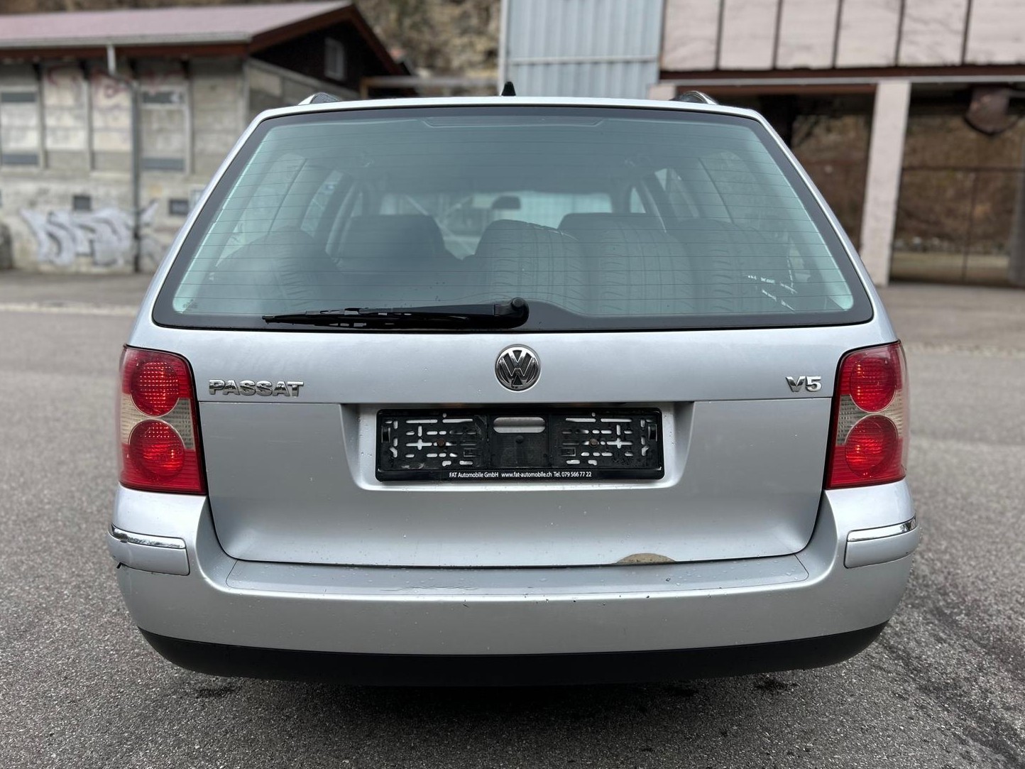 VW Passat Variant 2.3 V5 Comfortline-showroom-element-3