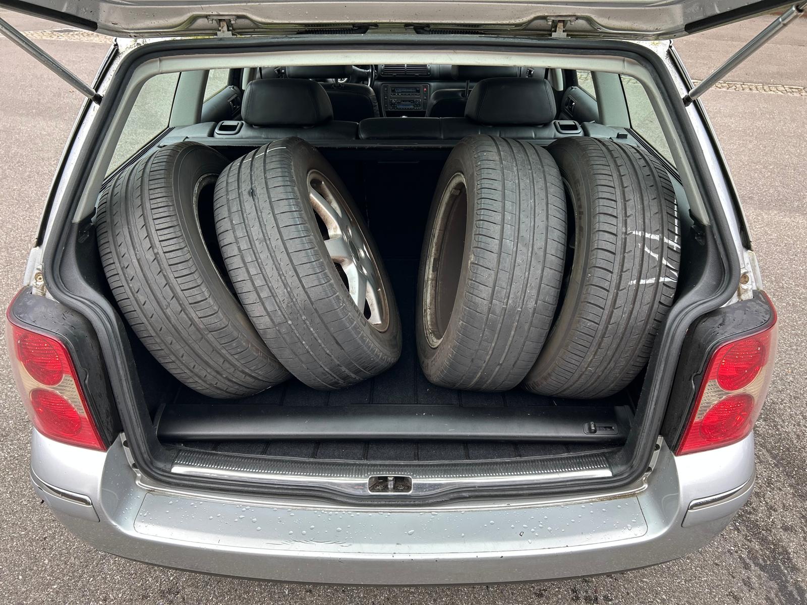 VW Passat Variant 2.3 V5 Comfortline-image-8