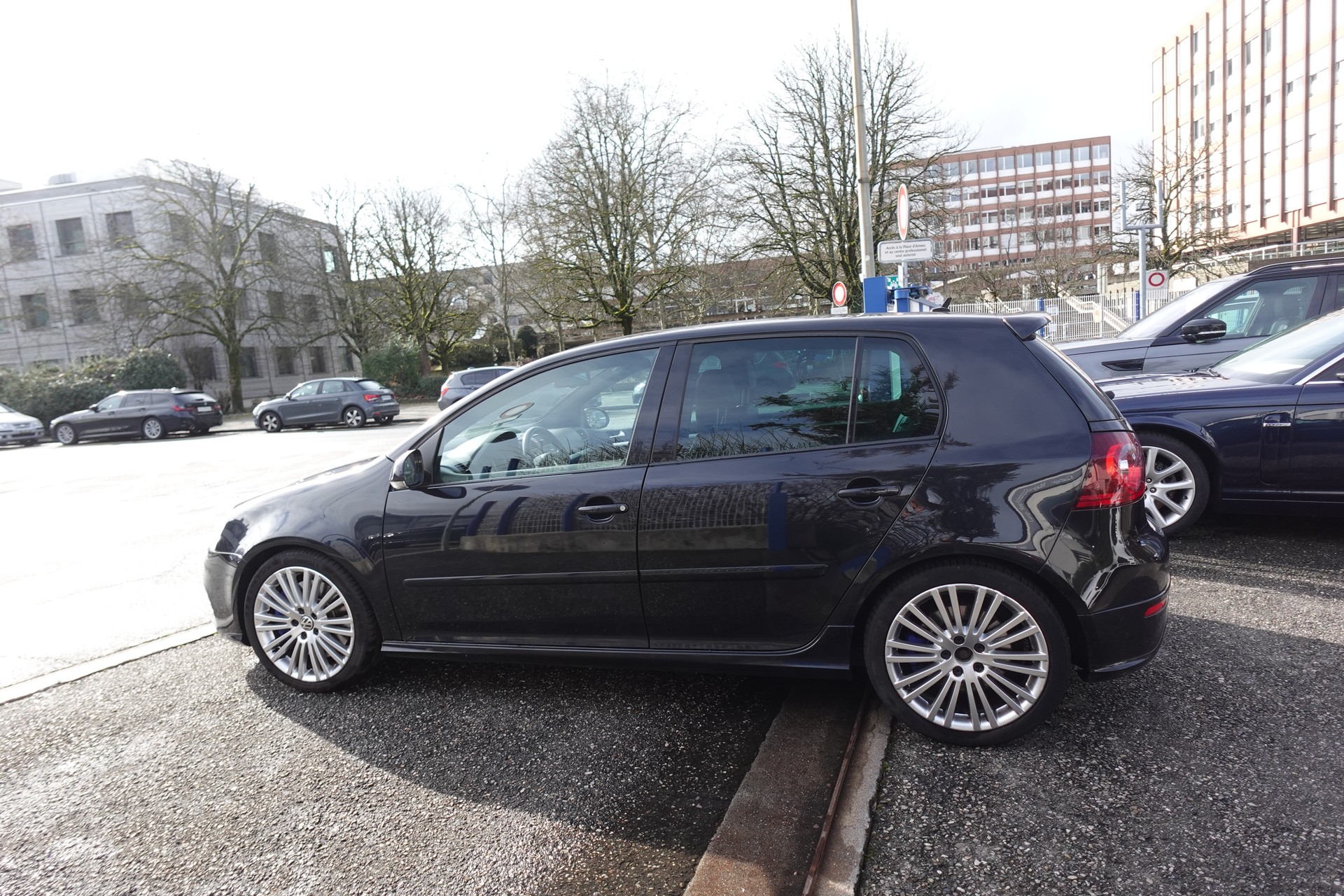 VW Golf R32 4Motion-image-2