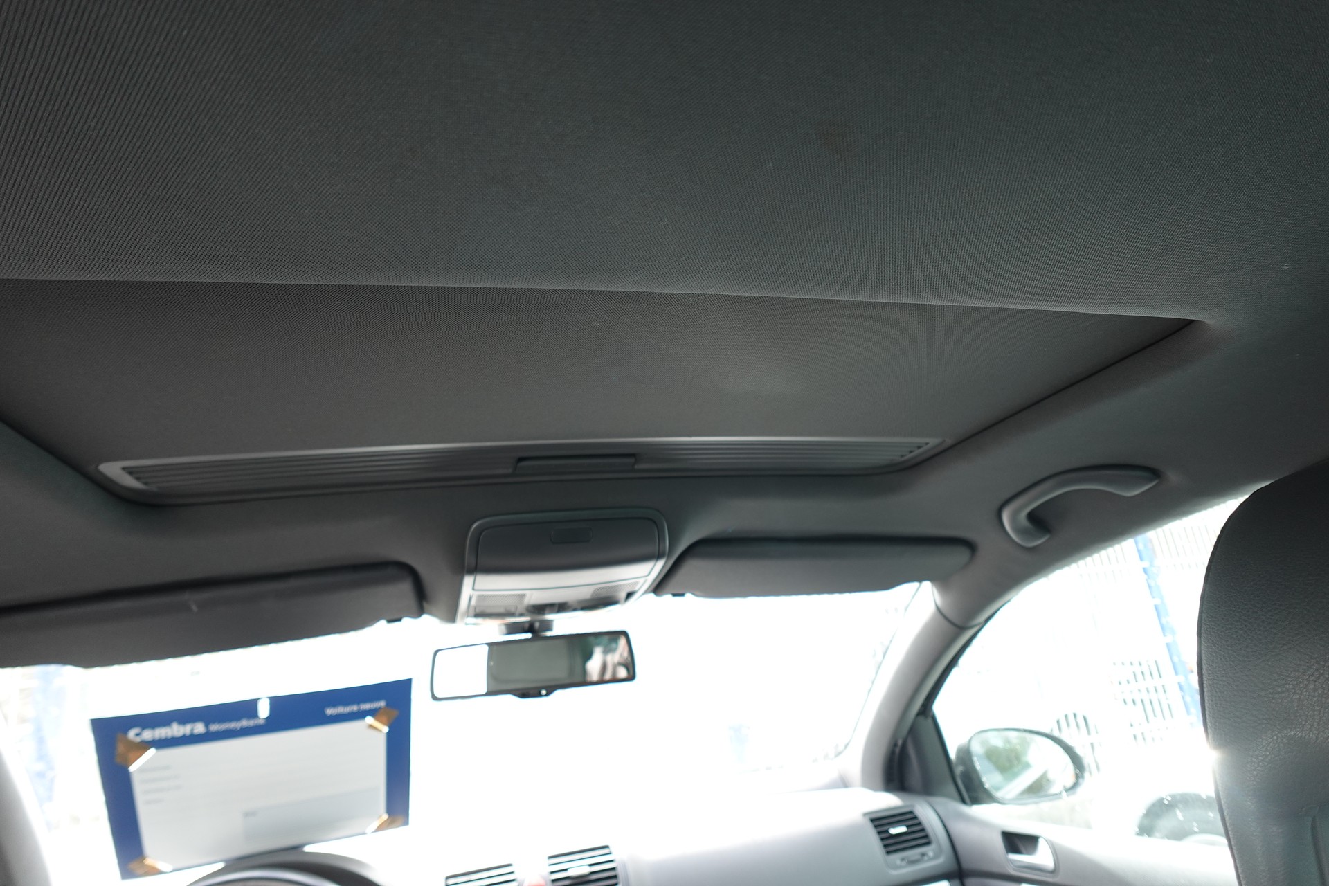 VW Golf R32 4Motion-image-8