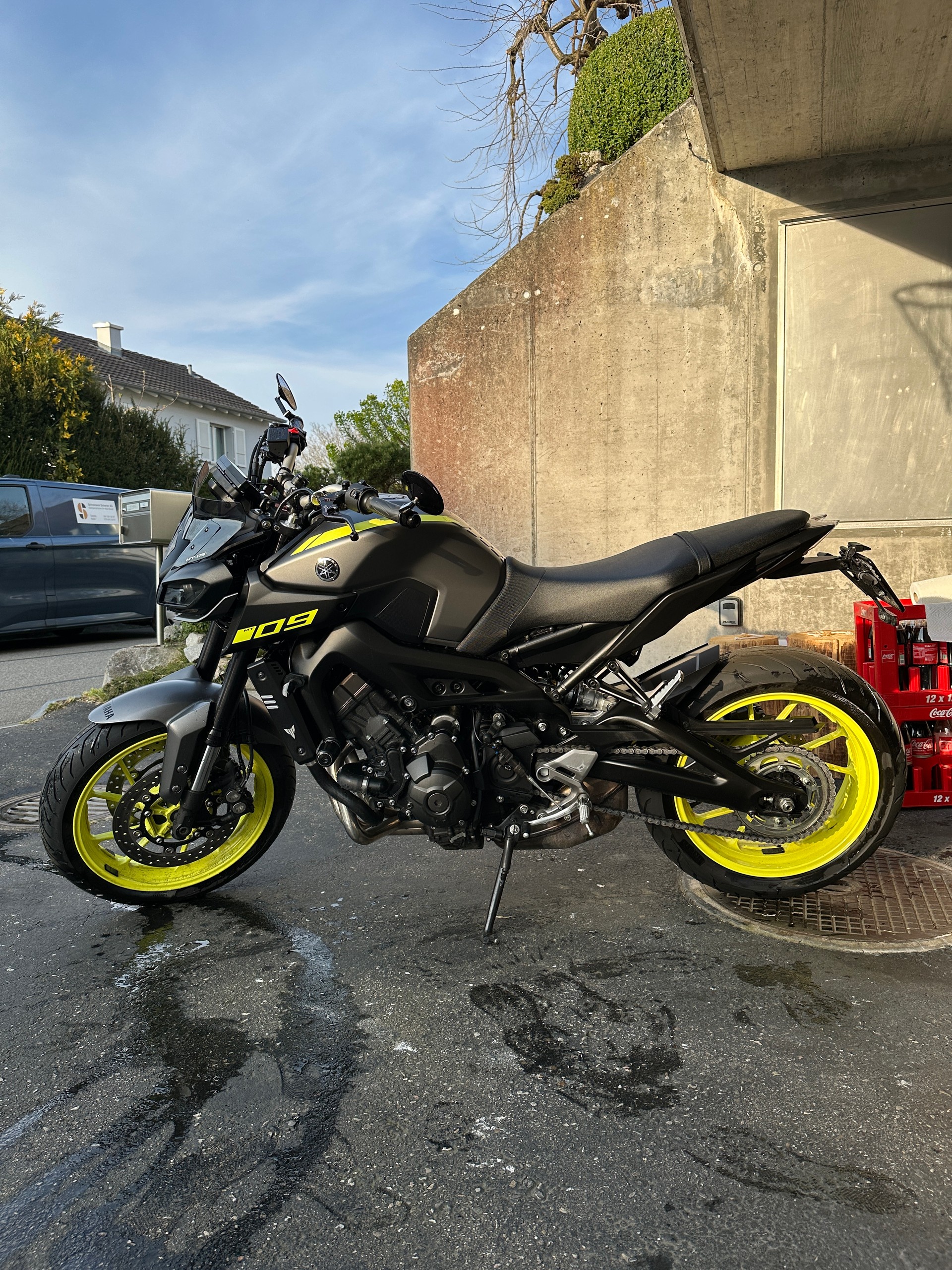 YAMAHA MT-09 ABS (35kW)-image-2