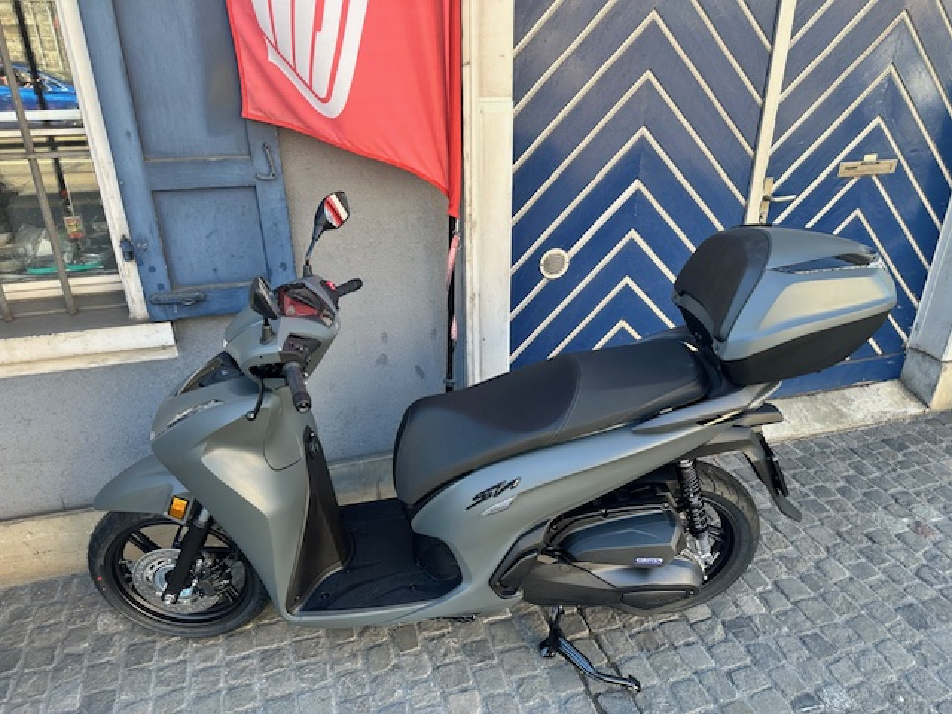 HONDA SH 350 Smart Top Box Aktion -400.--image-7