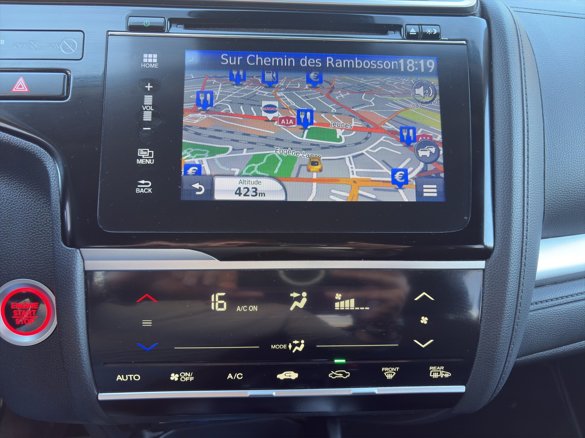 HONDA Jazz 1.3i-VTEC Elegance-image-11