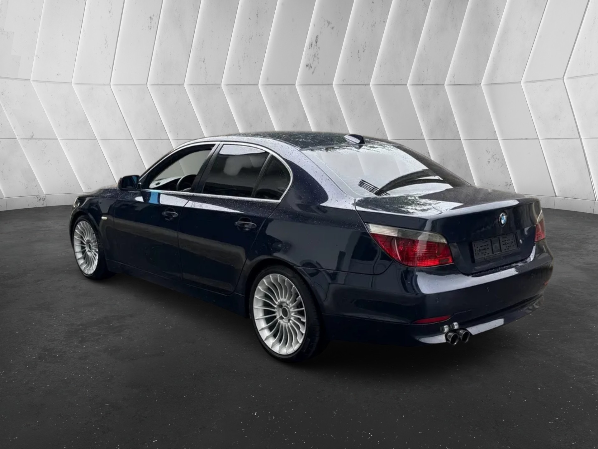 BMW 530d-image-7