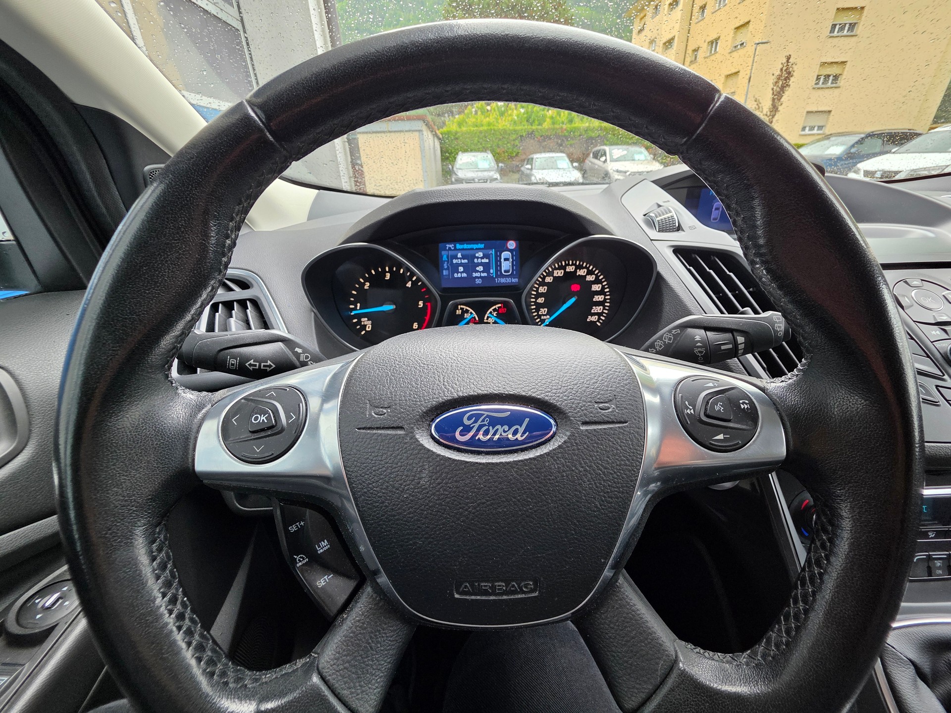 FORD Kuga 2.0 TDCi Titanium 4WD-image-17