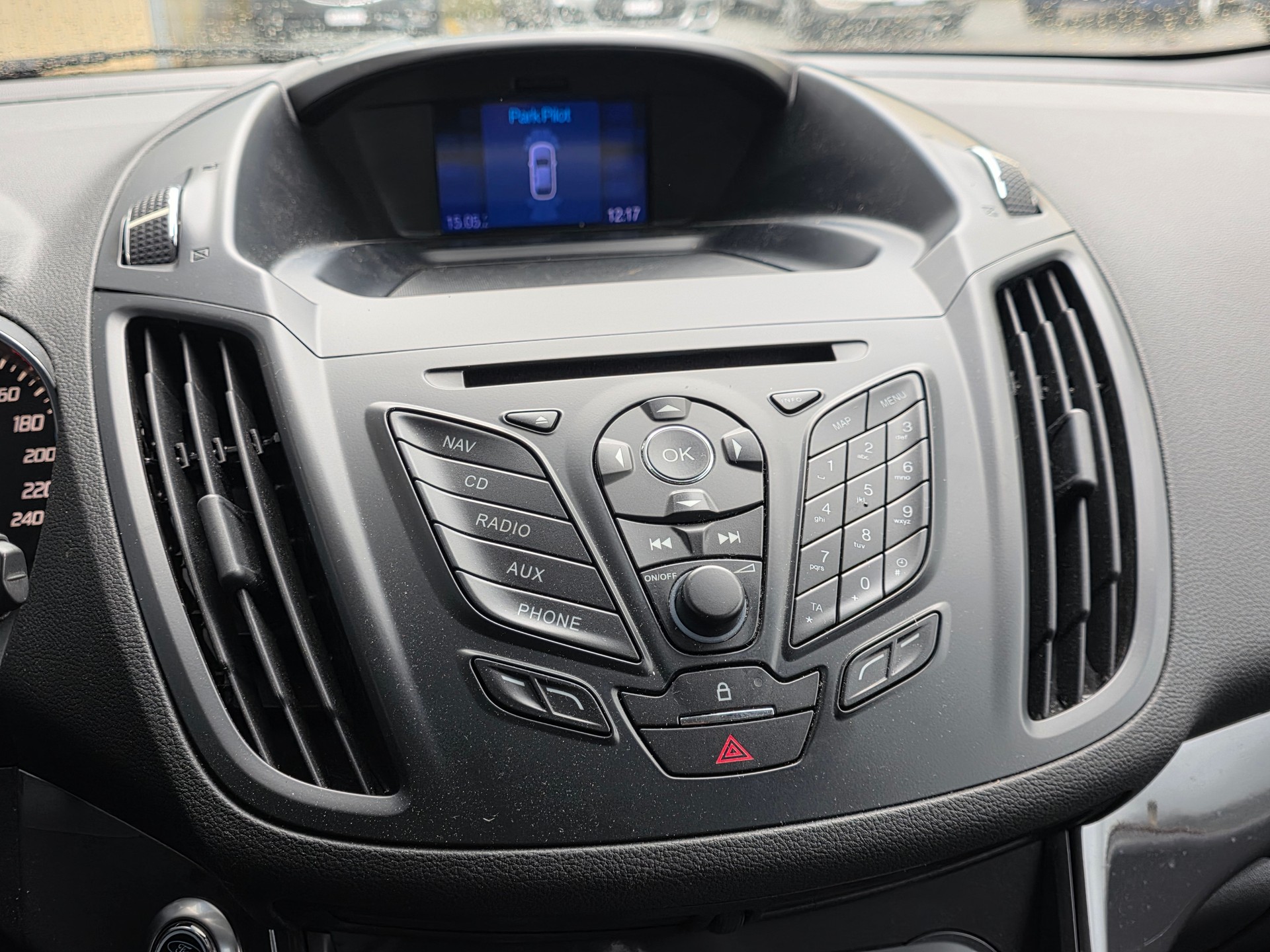 FORD Kuga 2.0 TDCi Titanium 4WD-image-19