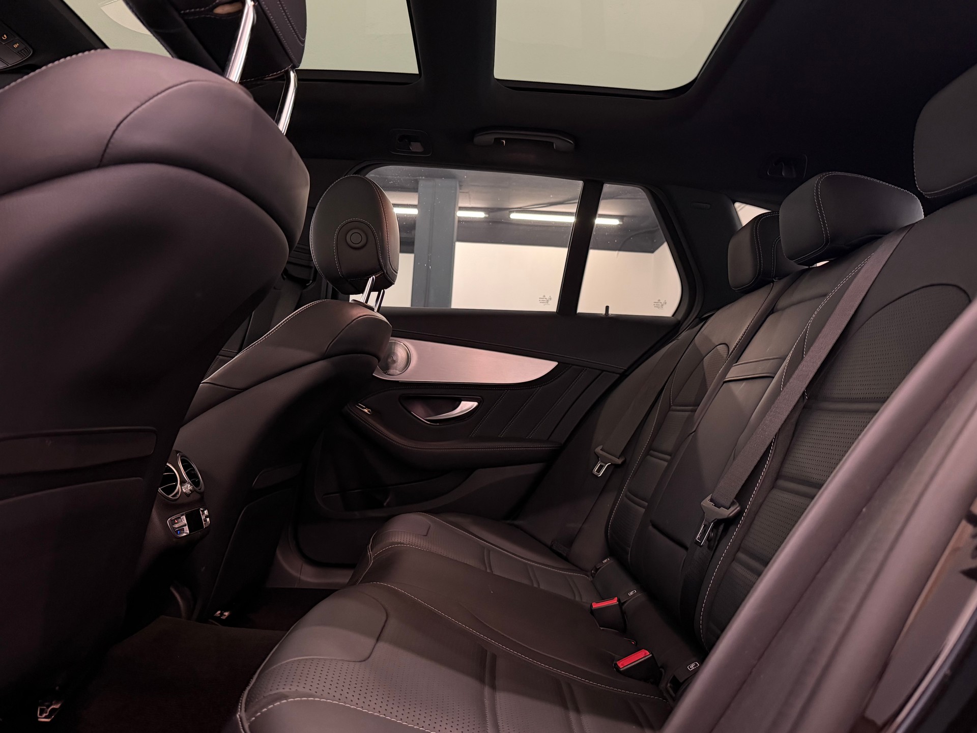 MERCEDES-BENZ C 63 S AMG-image-28