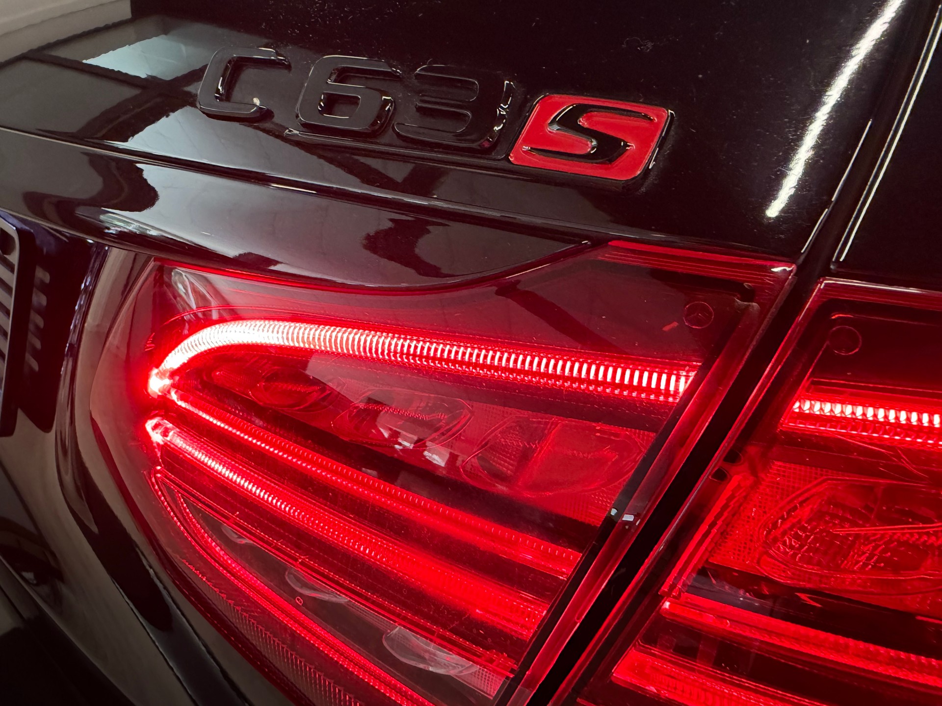 MERCEDES-BENZ C 63 S AMG-image-18