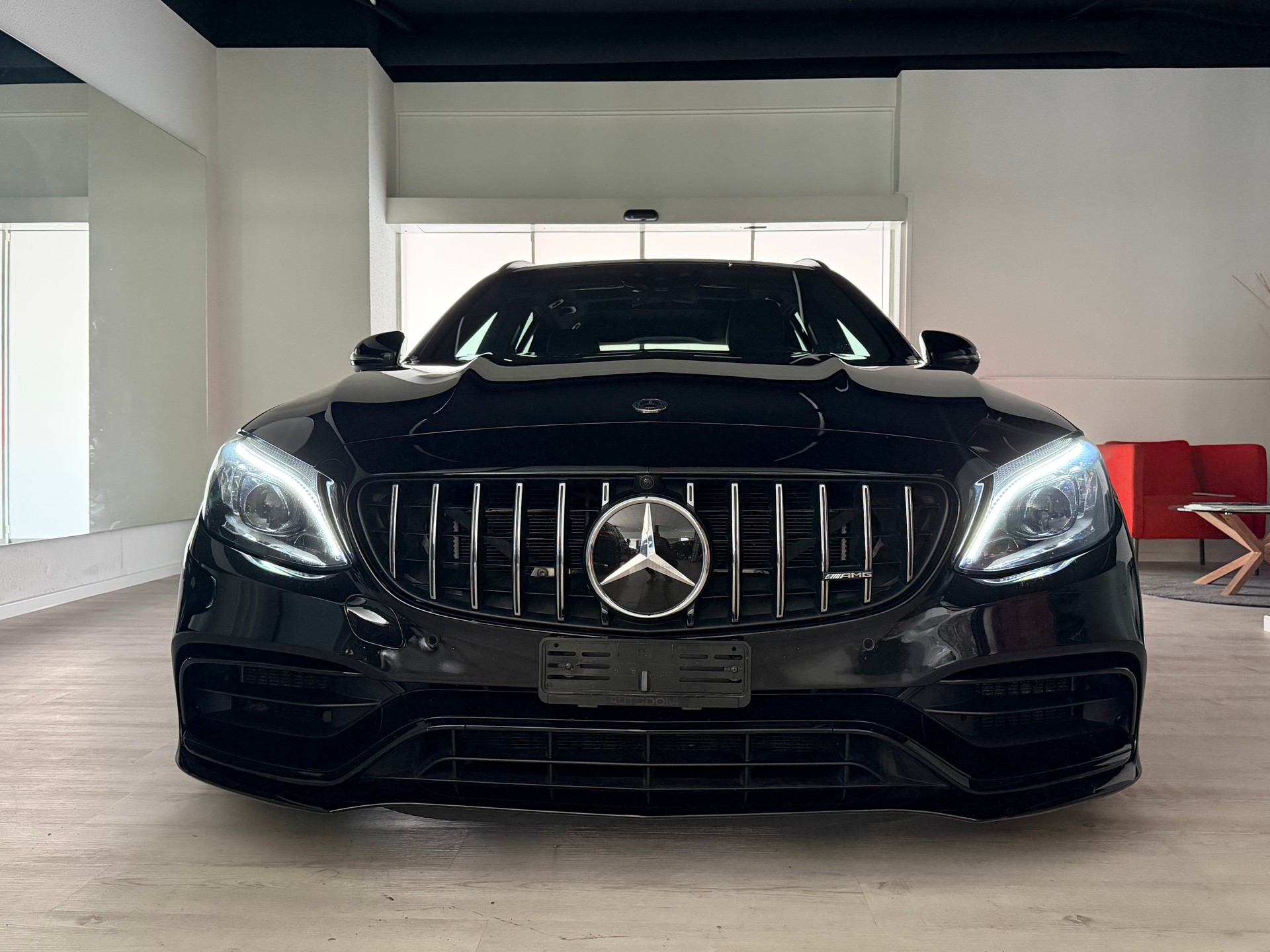 MERCEDES-BENZ C 63 S AMG-image-4