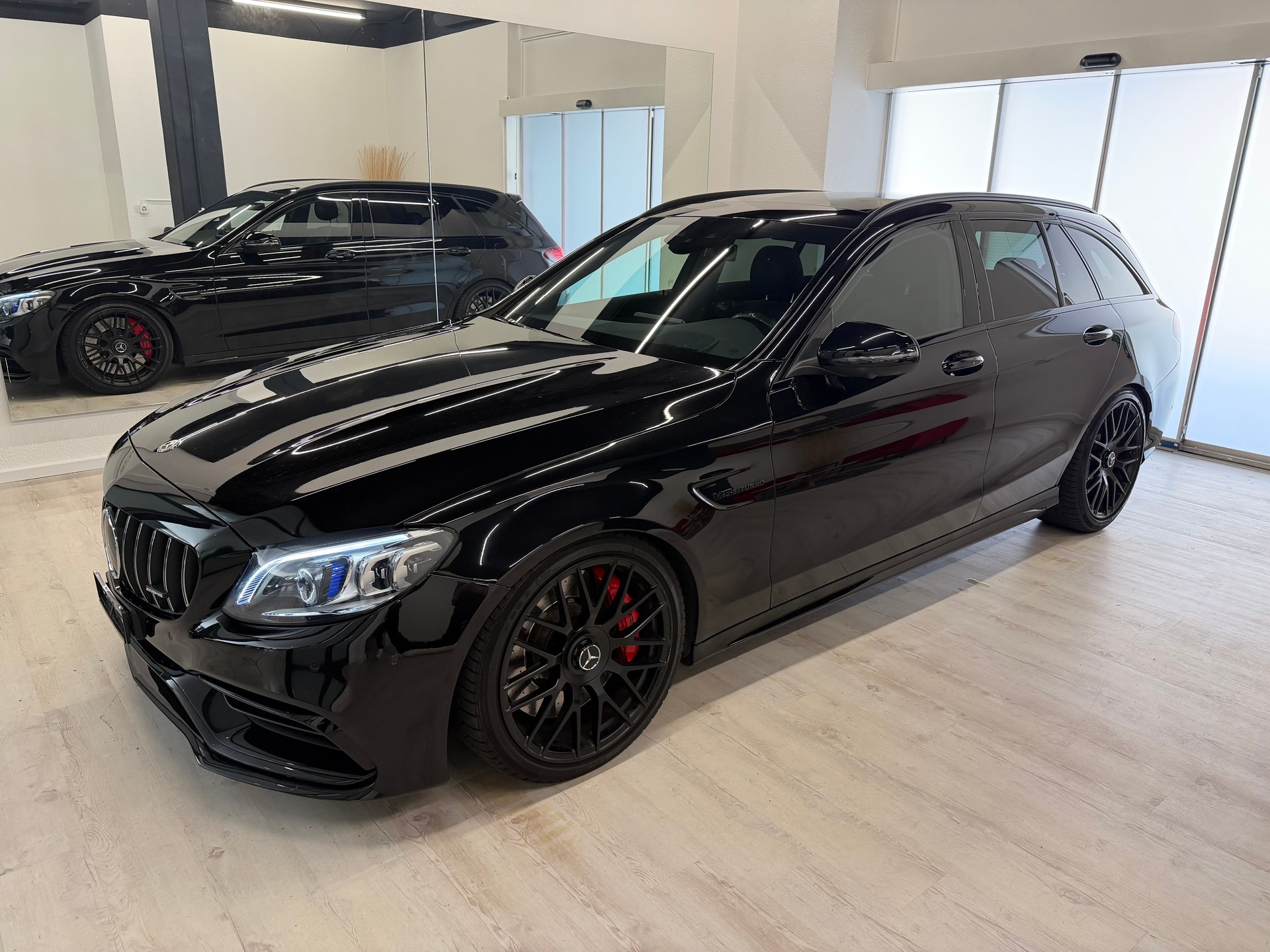 MERCEDES-BENZ C 63 S AMG
