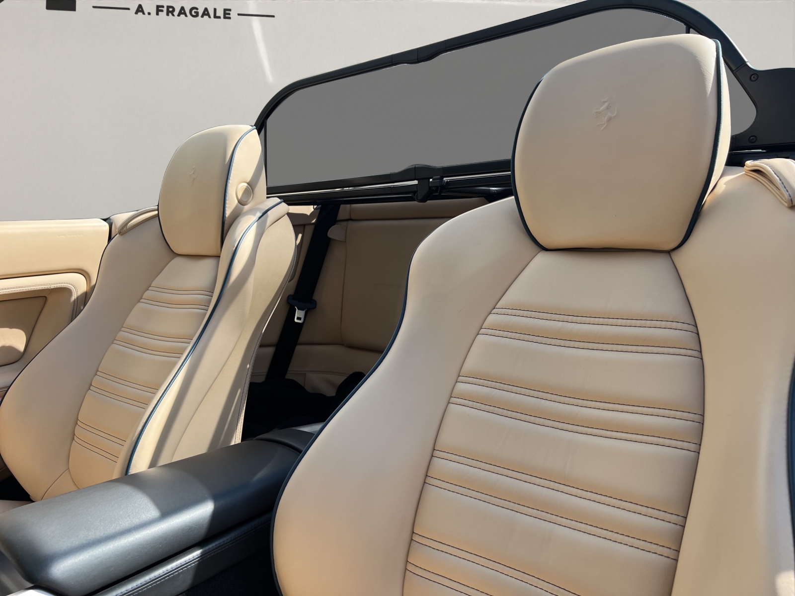 FERRARI California 4.3 V8 Trenta-image-9