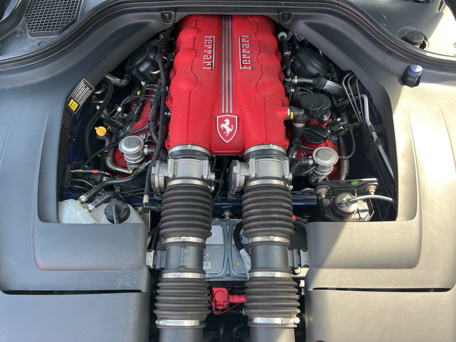 FERRARI California 4.3 V8 Trenta-image-6